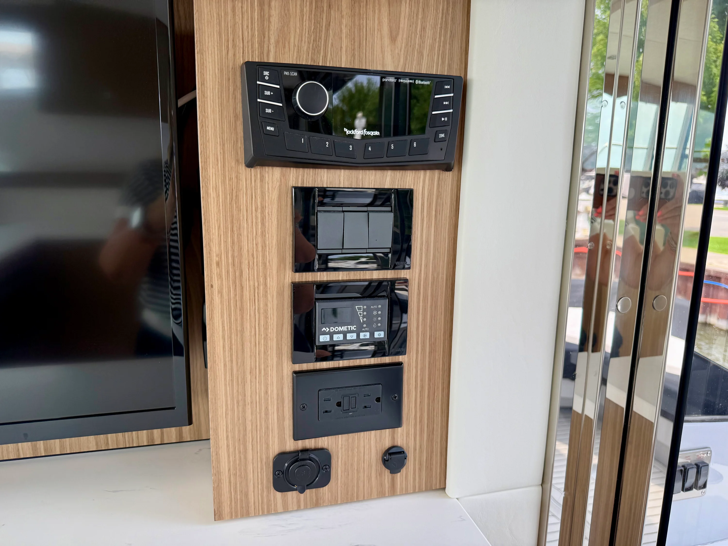 2026 Cruisers Yachts 46 Cantius Image Thumbnail #55