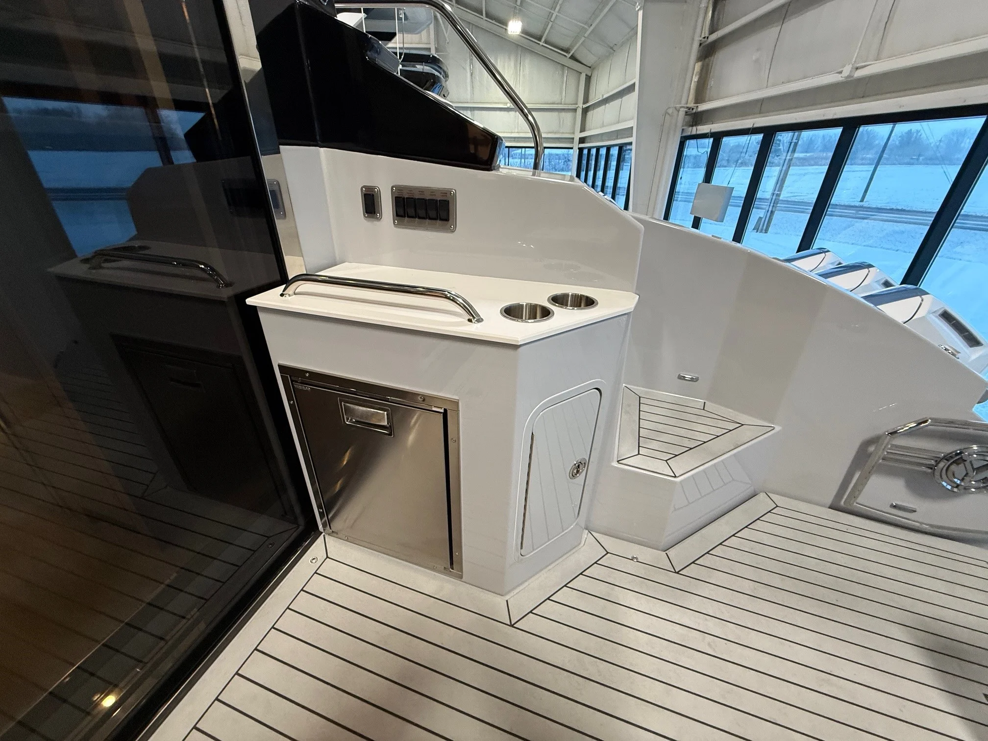 2026 Cruisers Yachts 46 Cantius Image Thumbnail #22