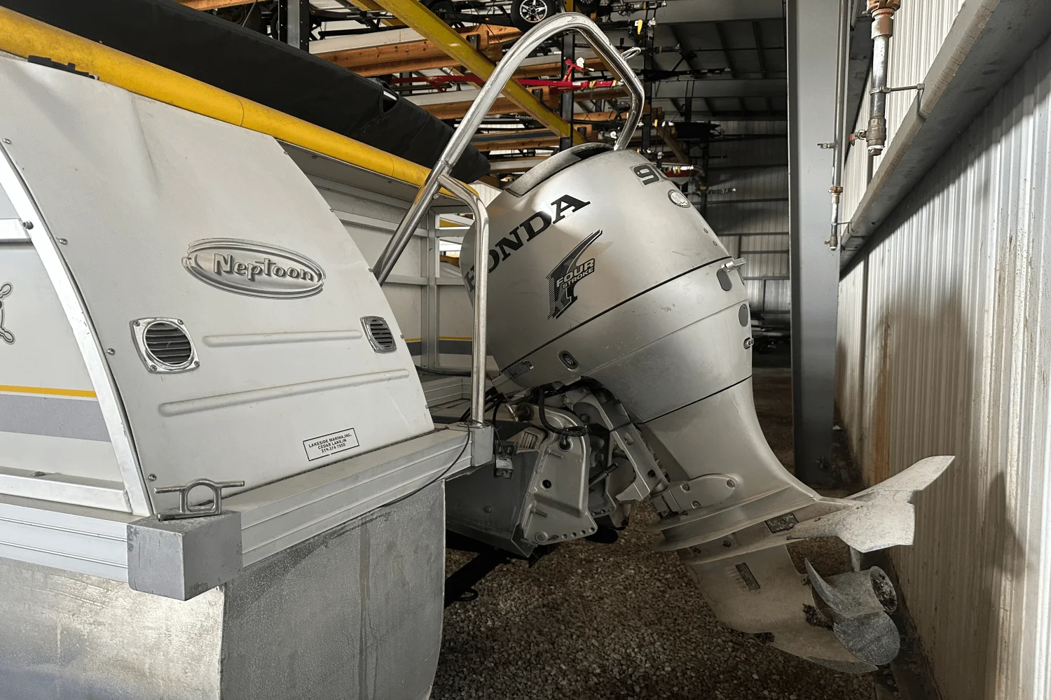 2005 Neptune 23 Image Thumbnail #3