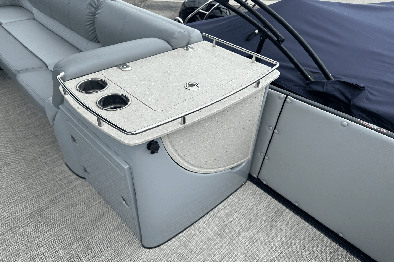 2021 Harris GRAND MARINER 250 Image Thumbnail #16