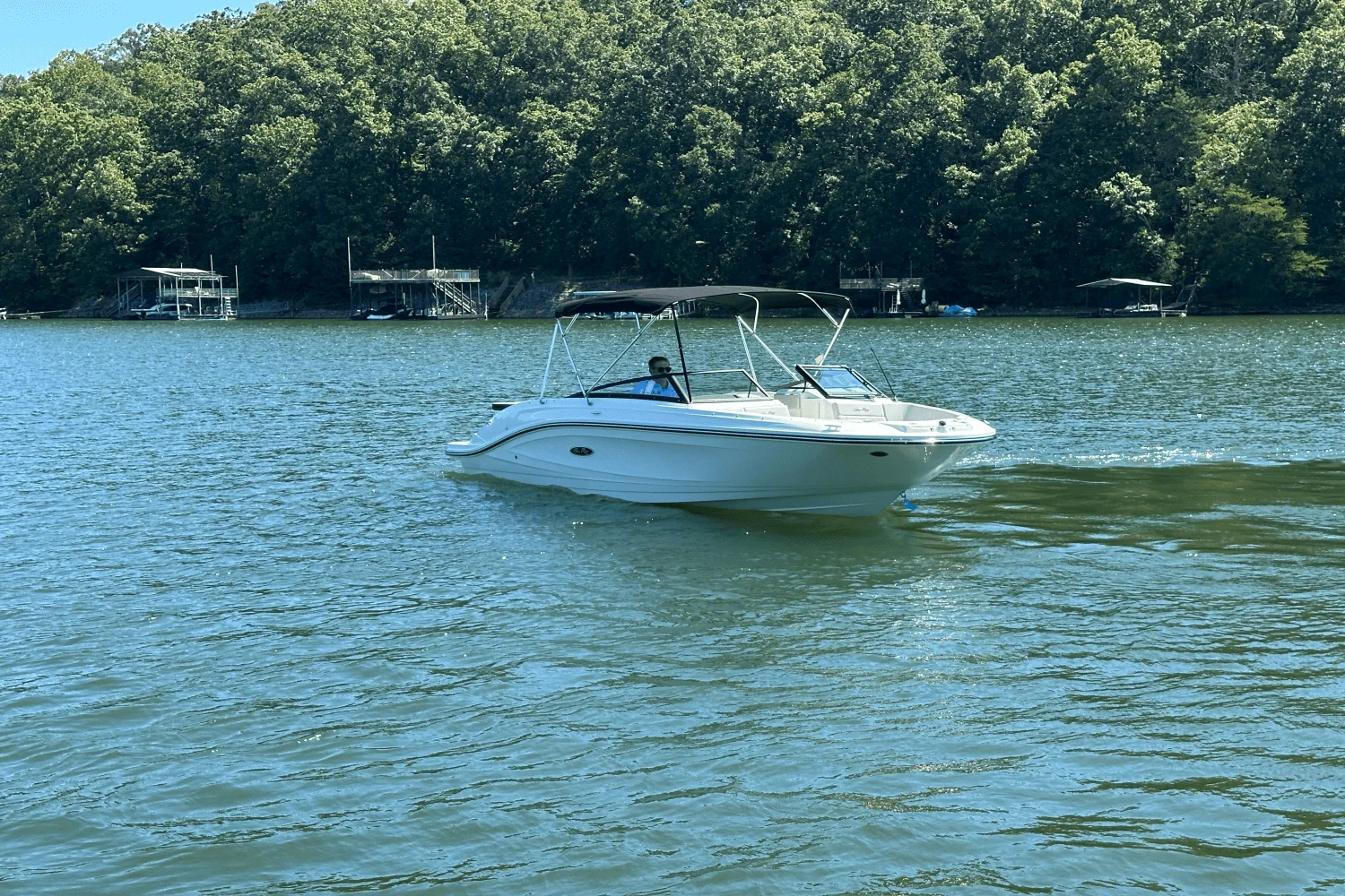 2025 Sea Ray SPX 230 Image Thumbnail #9