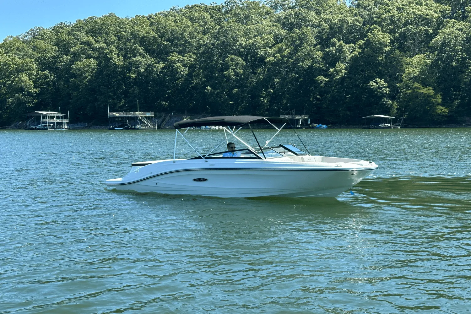 2025 Sea Ray SPX 230 Image Thumbnail #1