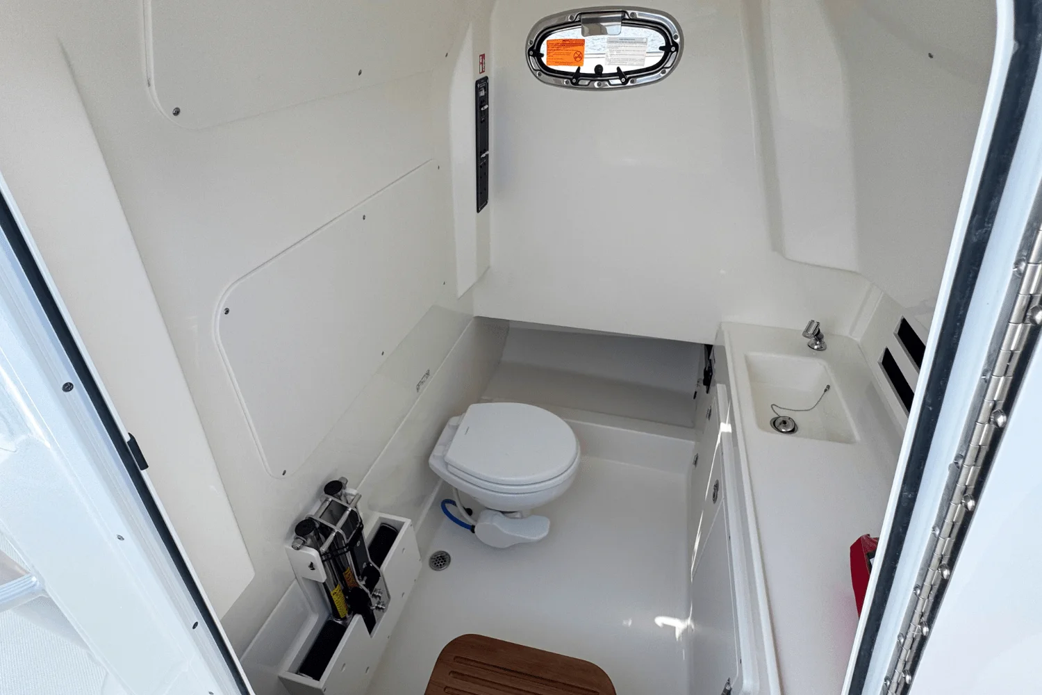 2026 Boston Whaler 330 Outrage Image Thumbnail #30