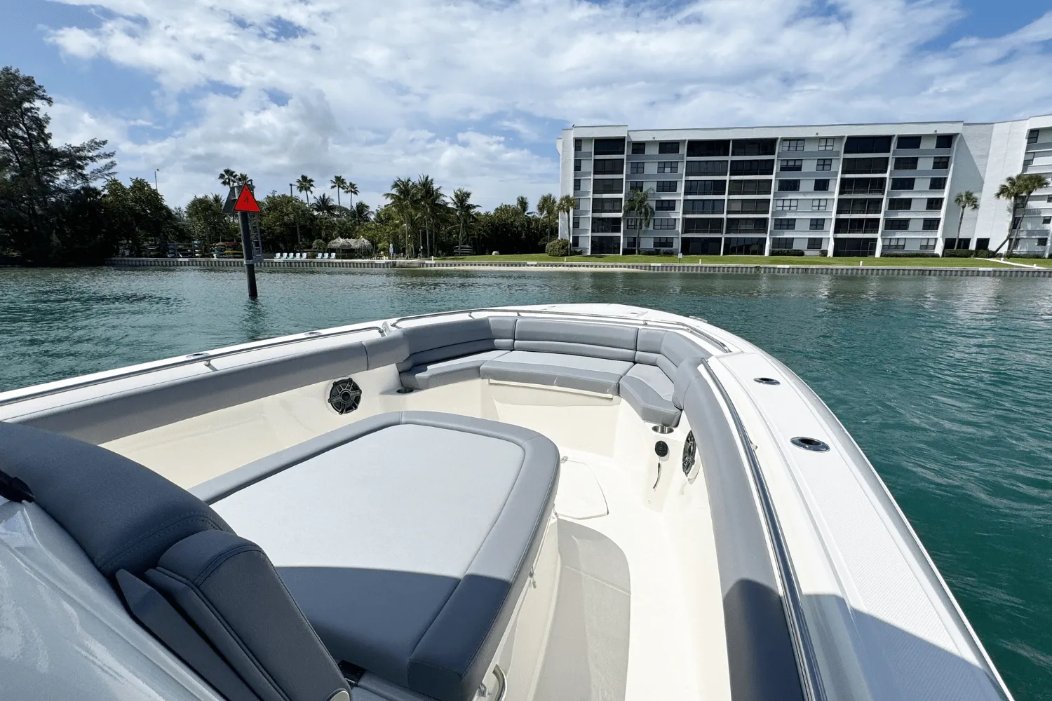 2026 Boston Whaler 330 Outrage Image Thumbnail #28