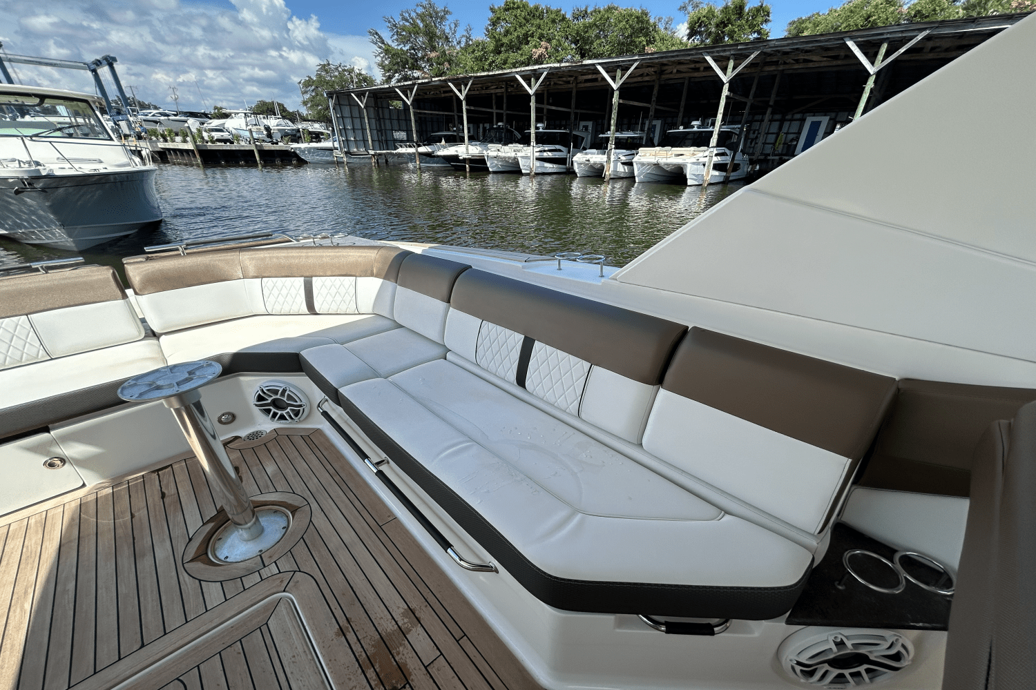 2019 Sea Ray SLX 400 Image Thumbnail #25
