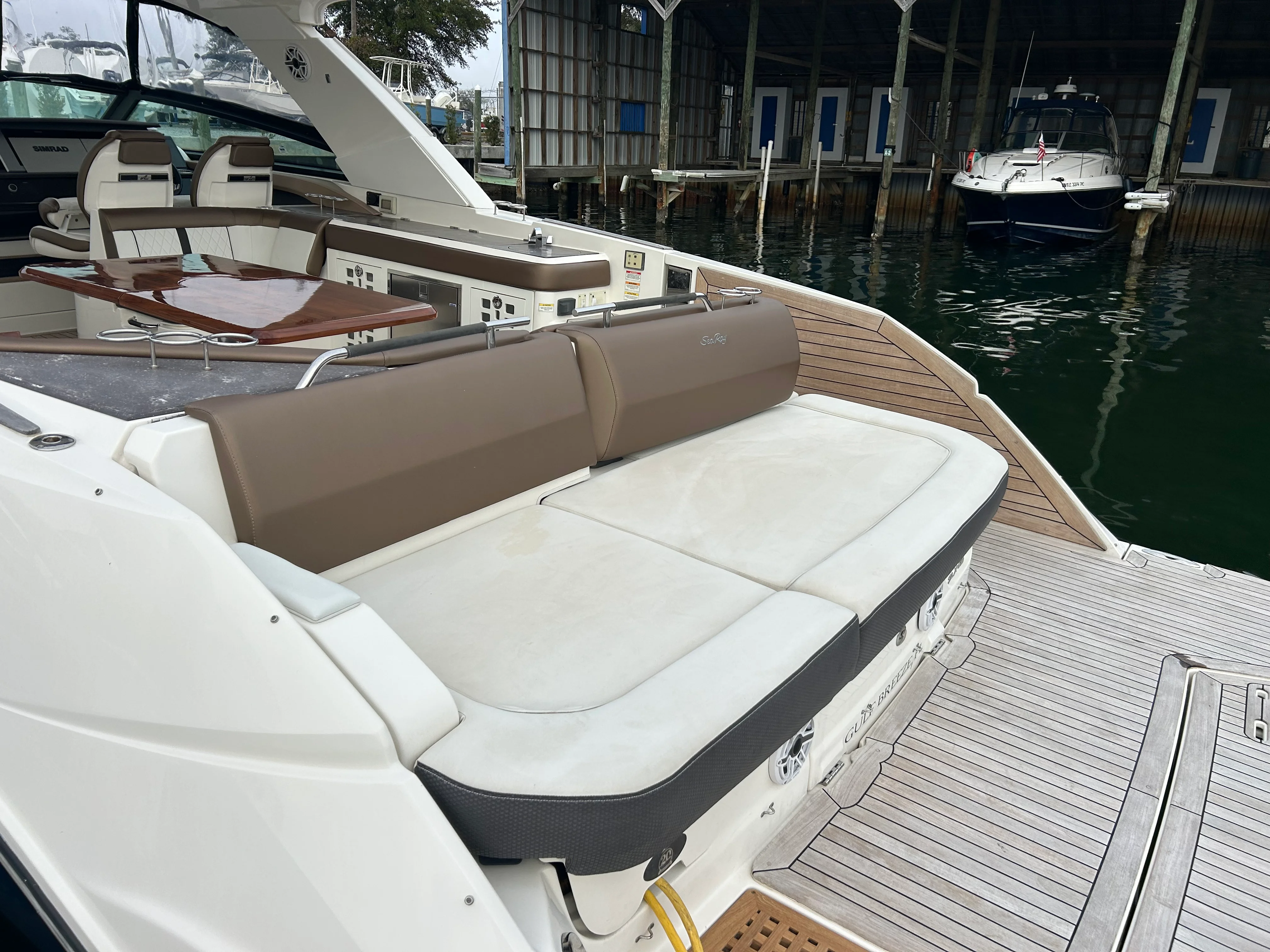 2019 Sea Ray SLX 400 Image Thumbnail #3