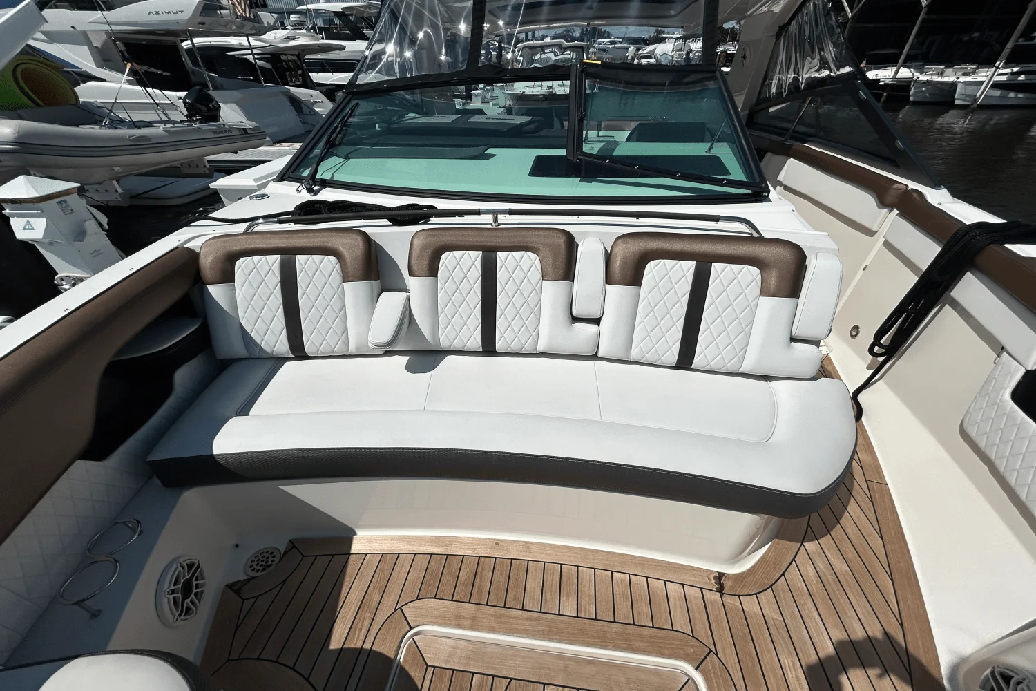 2019 Sea Ray SLX 400 Image Thumbnail #13