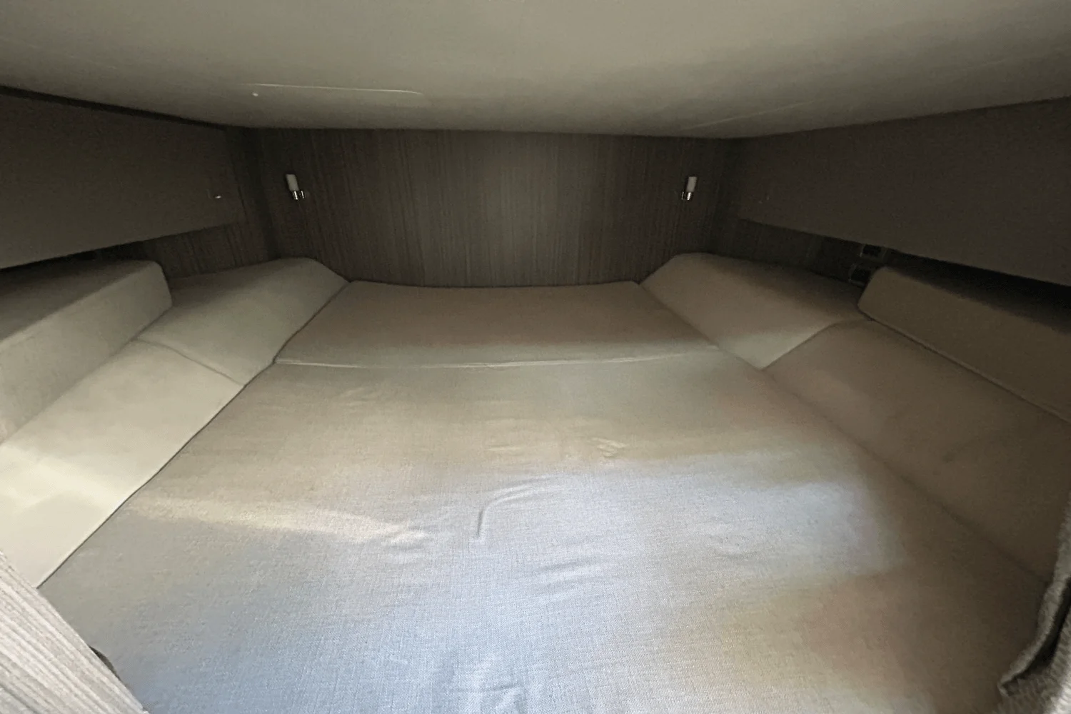 2019 Sea Ray SLX 400 Image Thumbnail #18