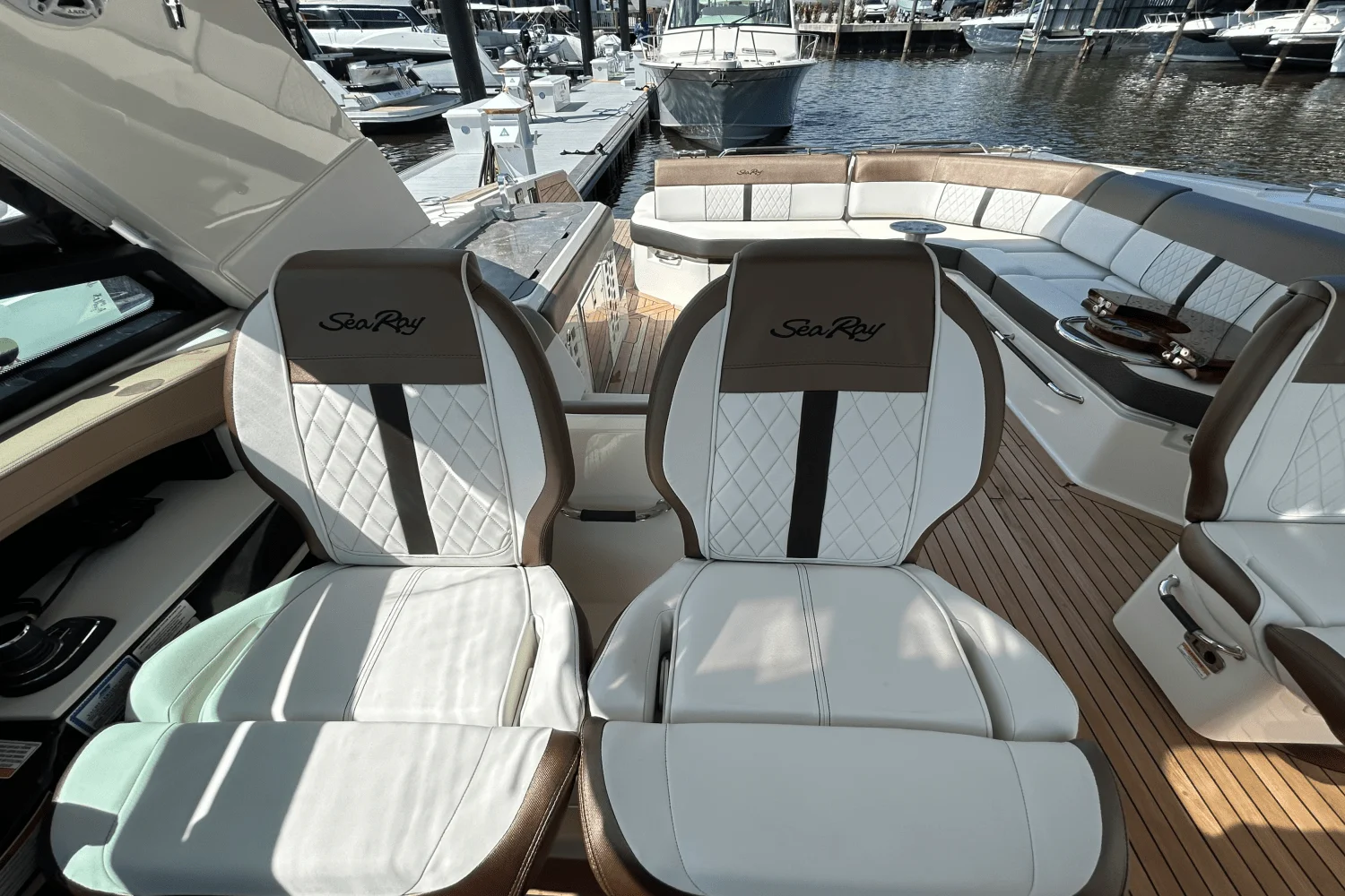 2019 Sea Ray SLX 400 Image Thumbnail #21