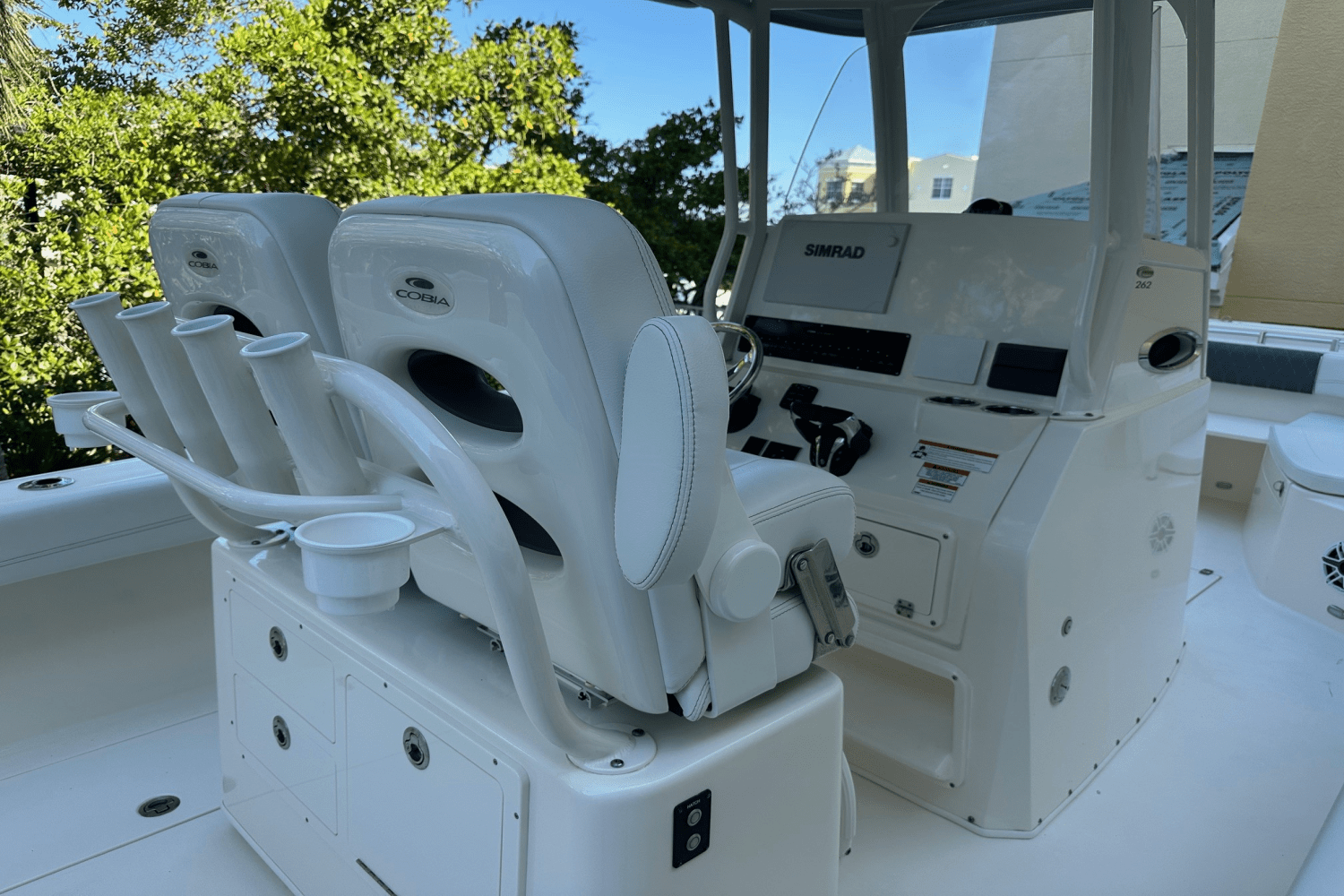 2023 Cobia 262 CENTER CONSOLE Image Thumbnail #29