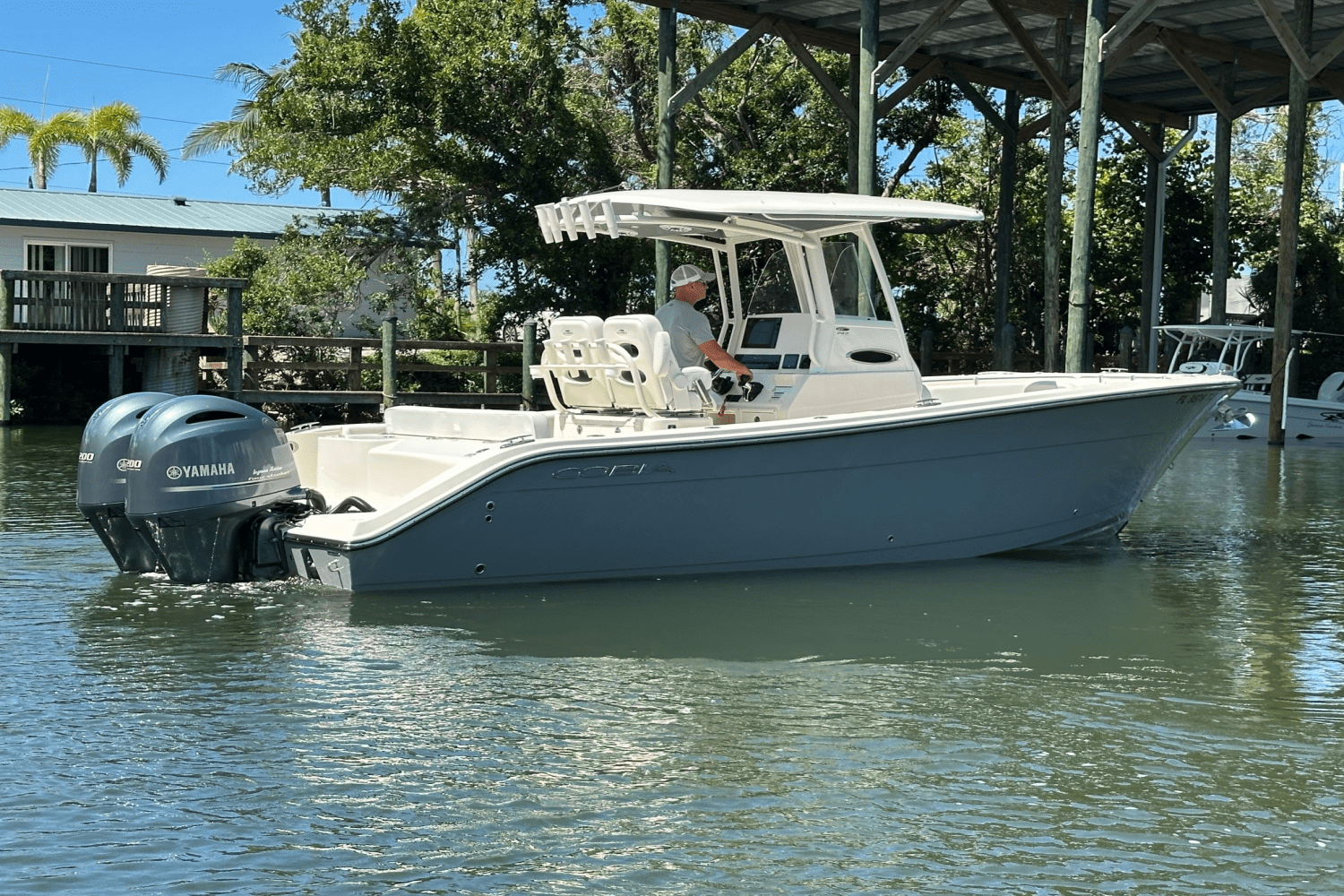 2023 Cobia 262 CENTER CONSOLE Image Thumbnail #8