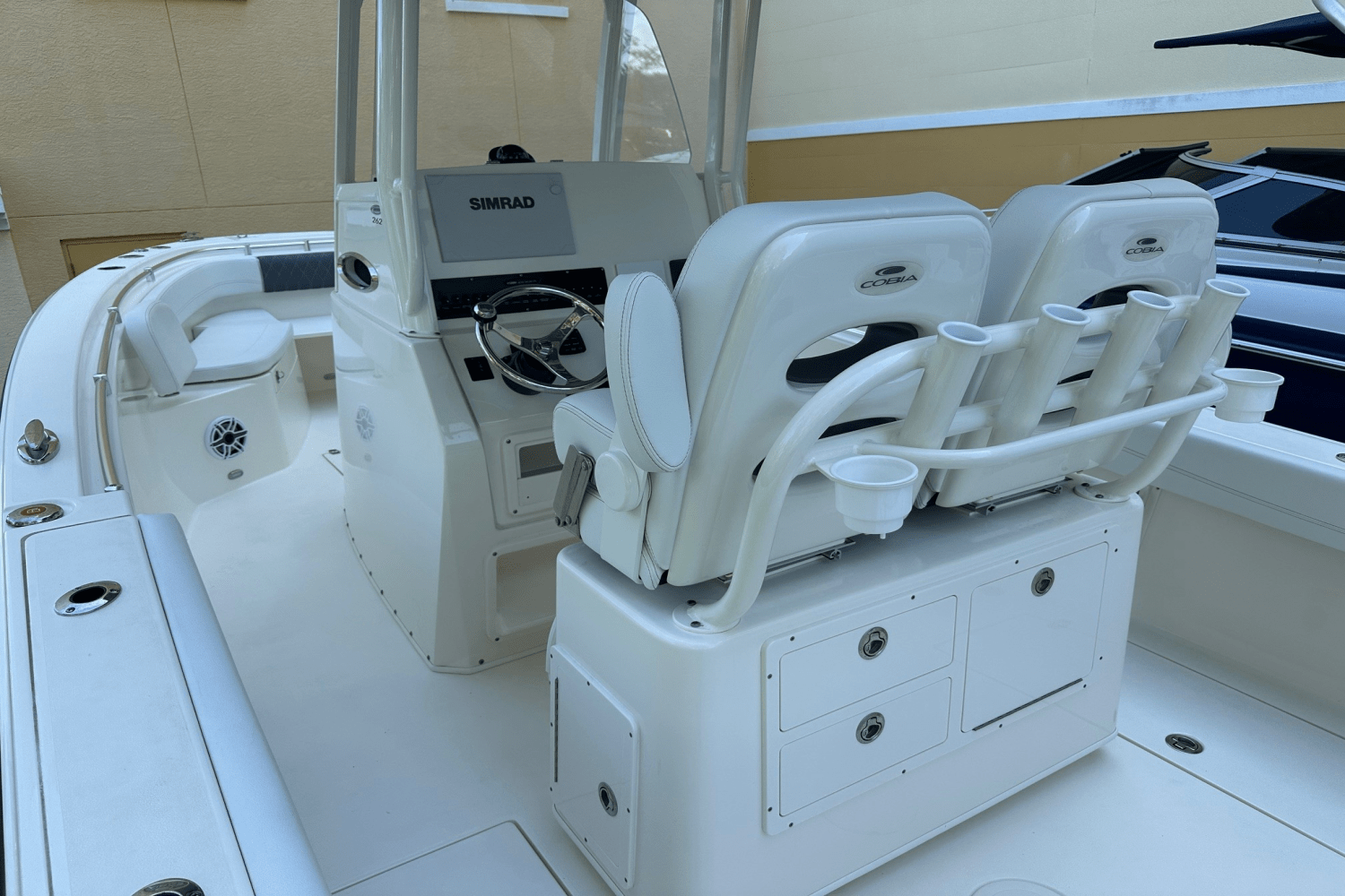 2023 Cobia 262 CENTER CONSOLE Image Thumbnail #30