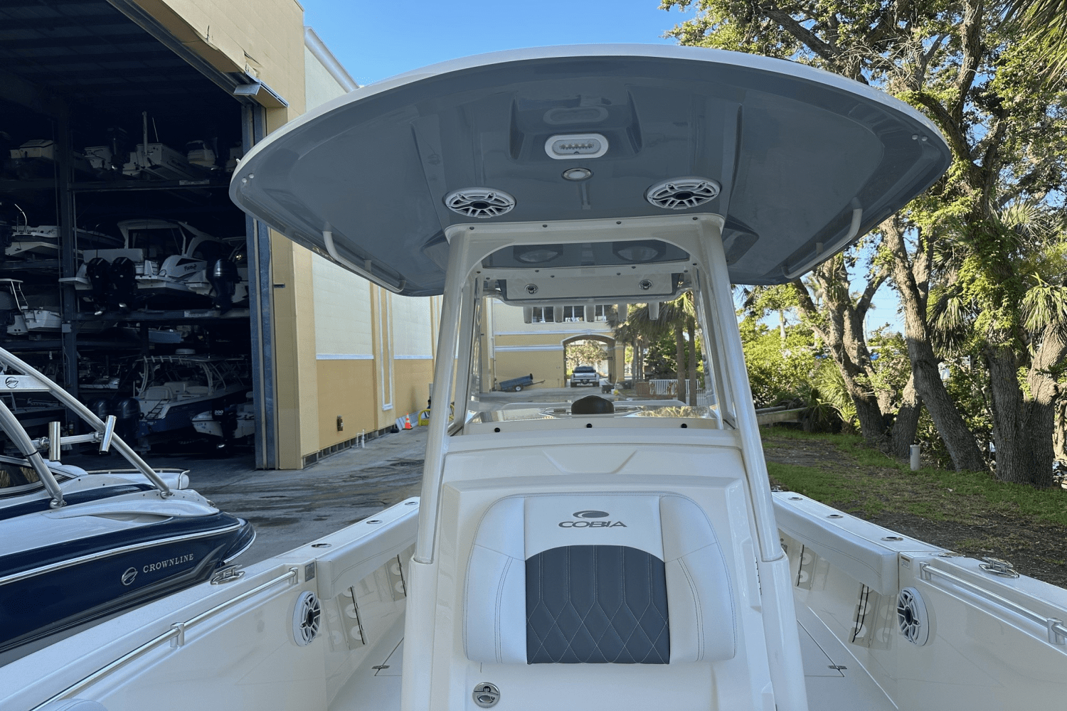 2023 Cobia 262 CENTER CONSOLE Image Thumbnail #42