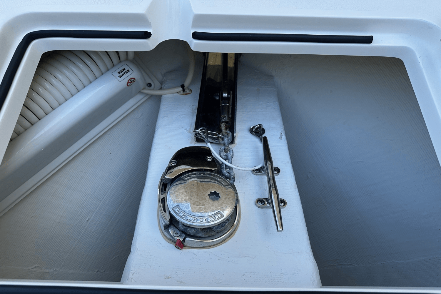 2023 Cobia 262 CENTER CONSOLE Image Thumbnail #49