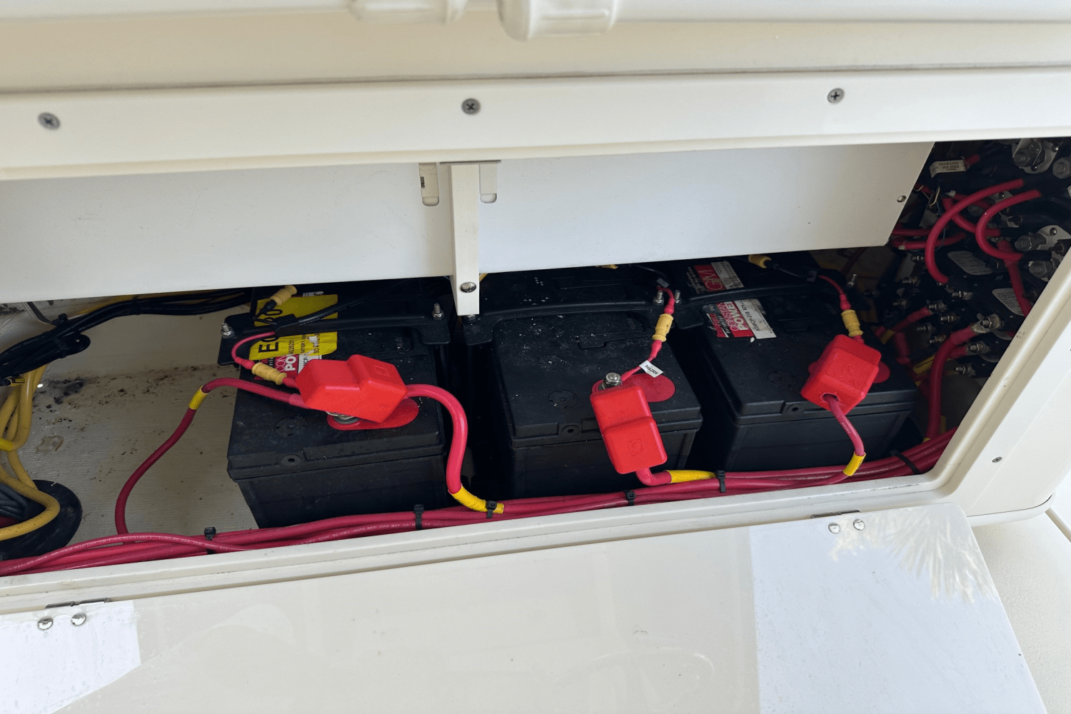 2023 Cobia 262 CENTER CONSOLE Image Thumbnail #48