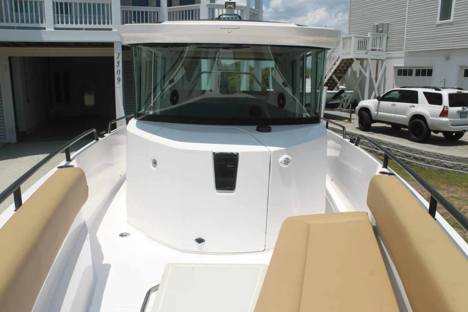 2021 Axopar 28 CABIN Image Thumbnail #20