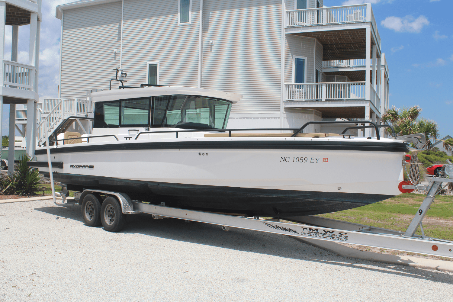 2021 Axopar 28 CABIN Image Thumbnail #1