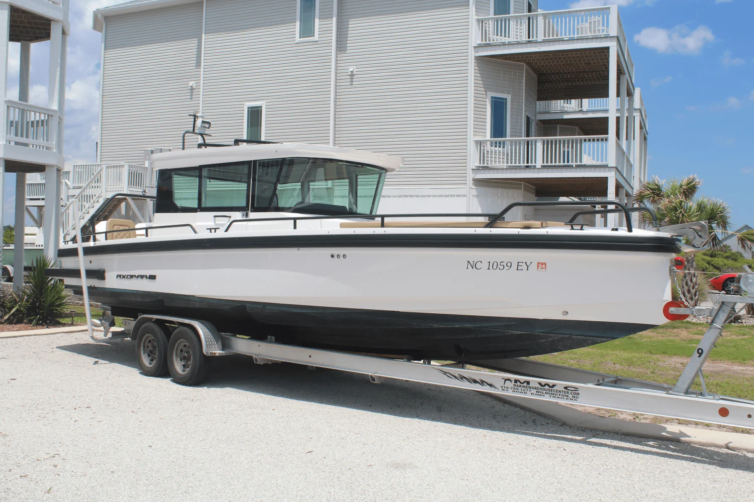 2021 Axopar 28 CABIN Image Thumbnail #1