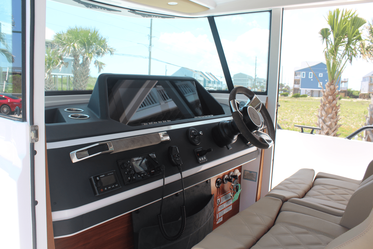 2021 Axopar 28 CABIN Image Thumbnail #9