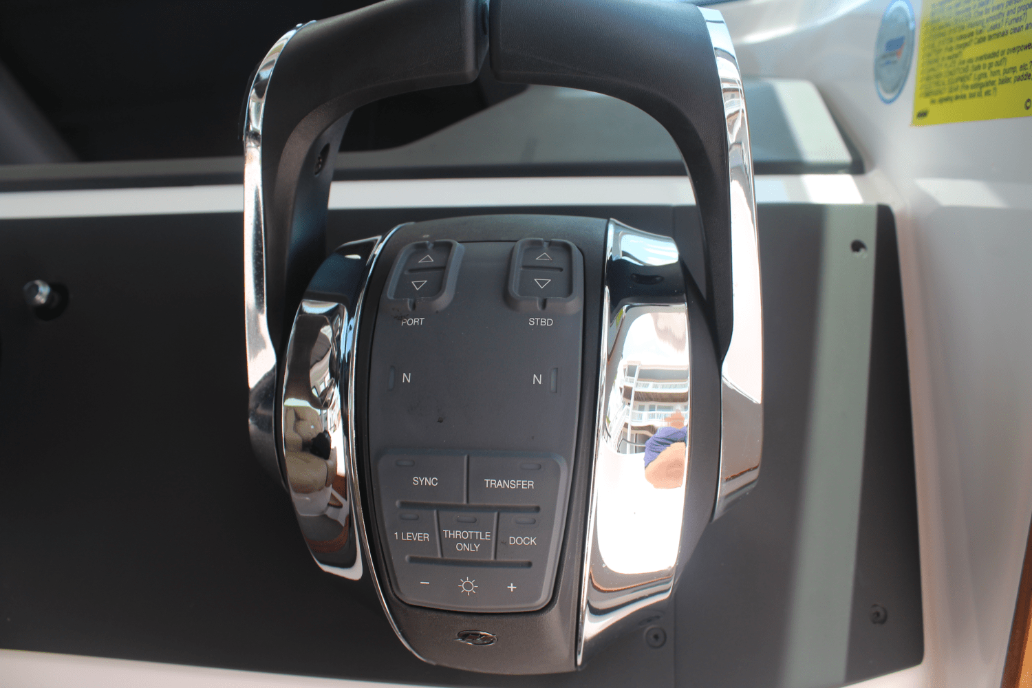 2021 Axopar 28 CABIN Image Thumbnail #12