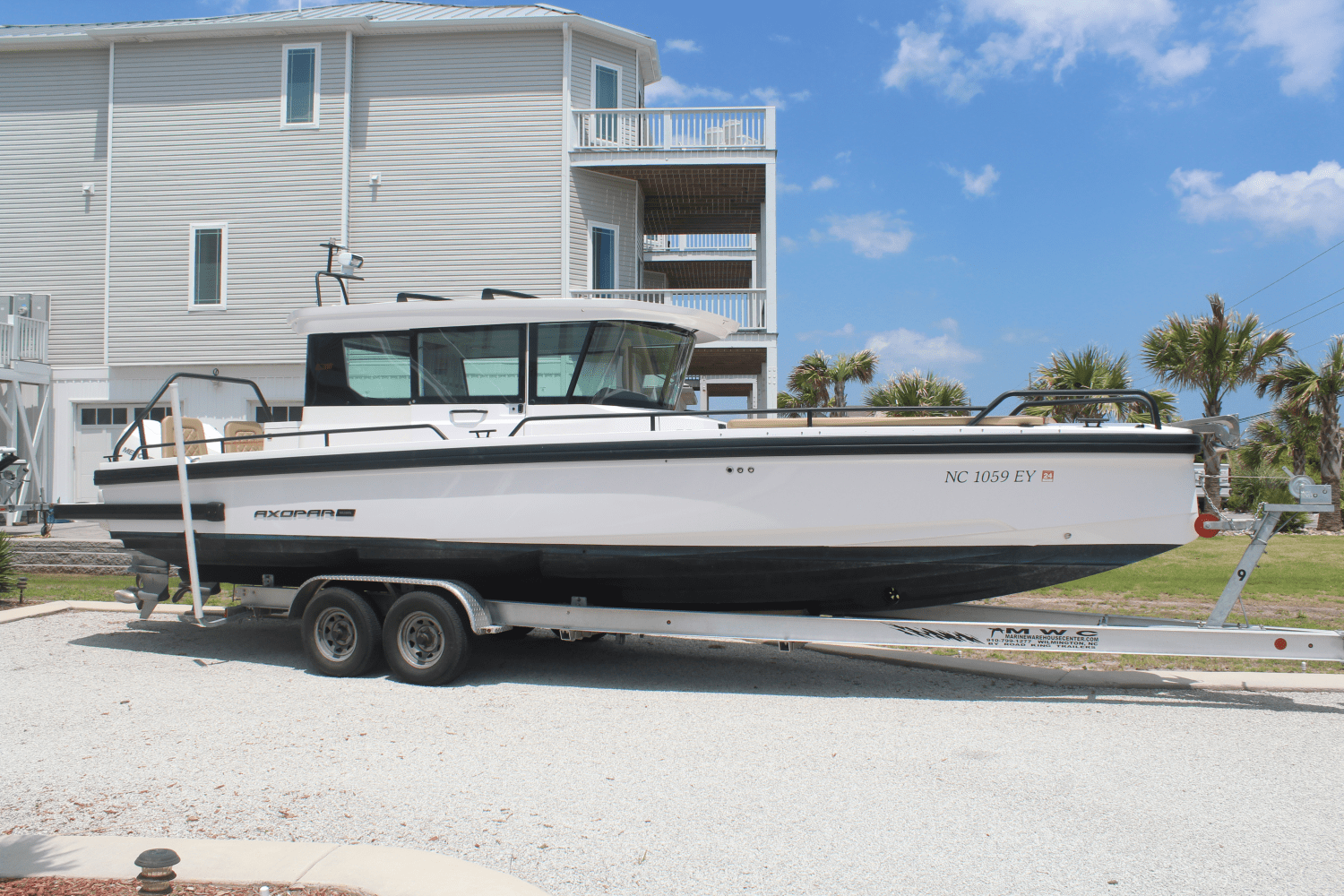 2021 Axopar 28 CABIN Image Thumbnail #0