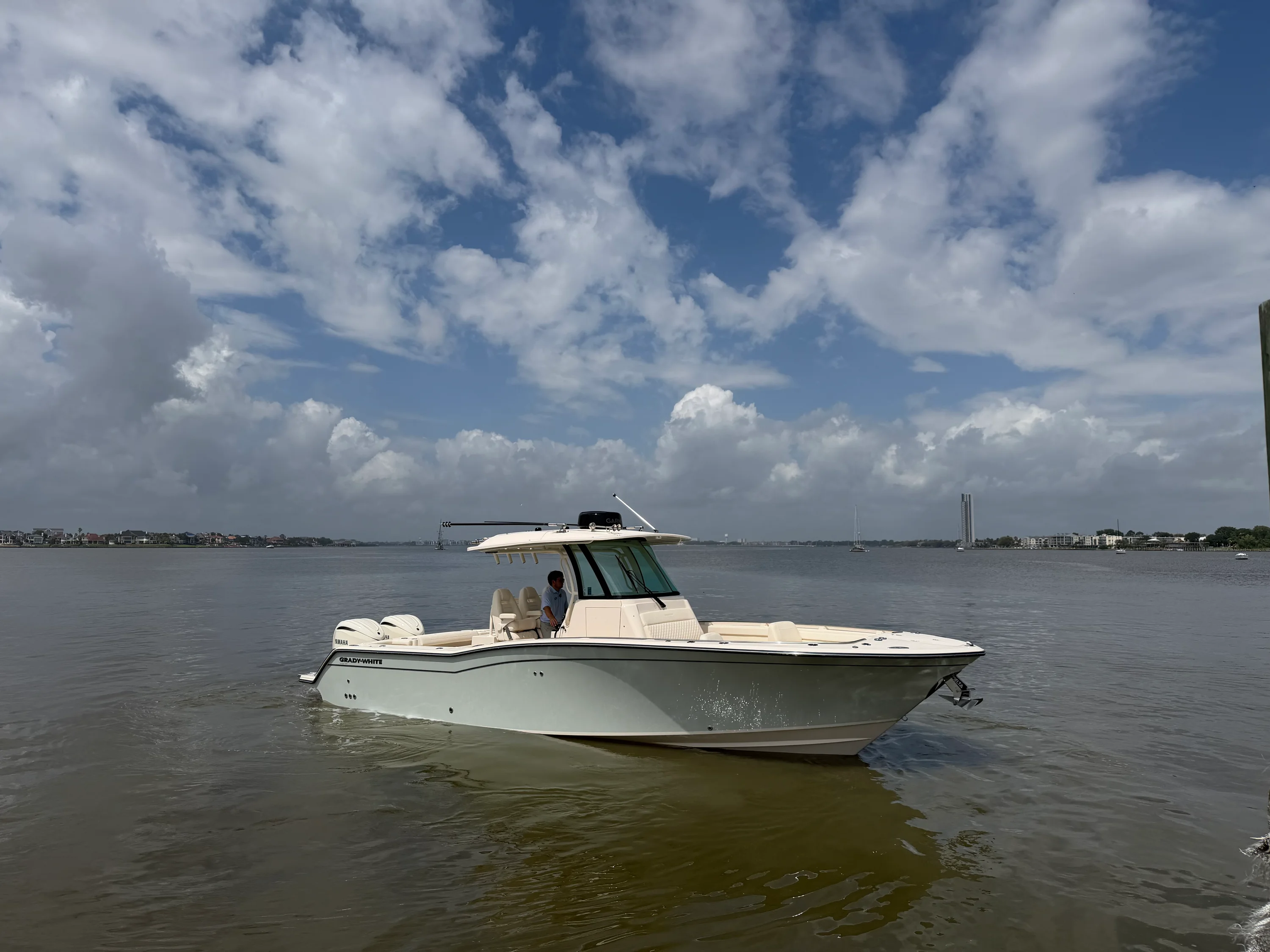 2026 Grady-White Canyon 326 Image Thumbnail #10