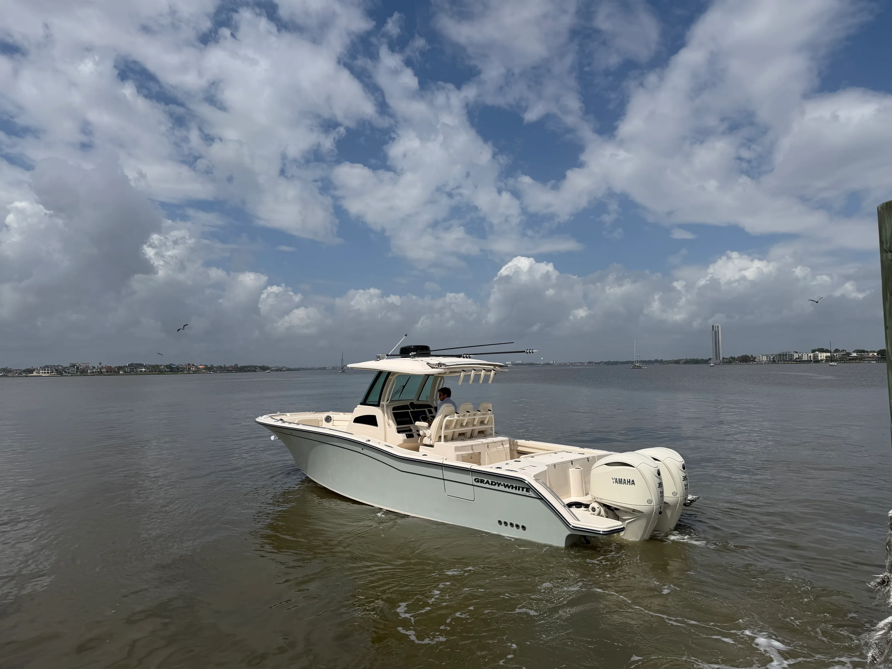 2026 Grady-White Canyon 326 Image Thumbnail #4