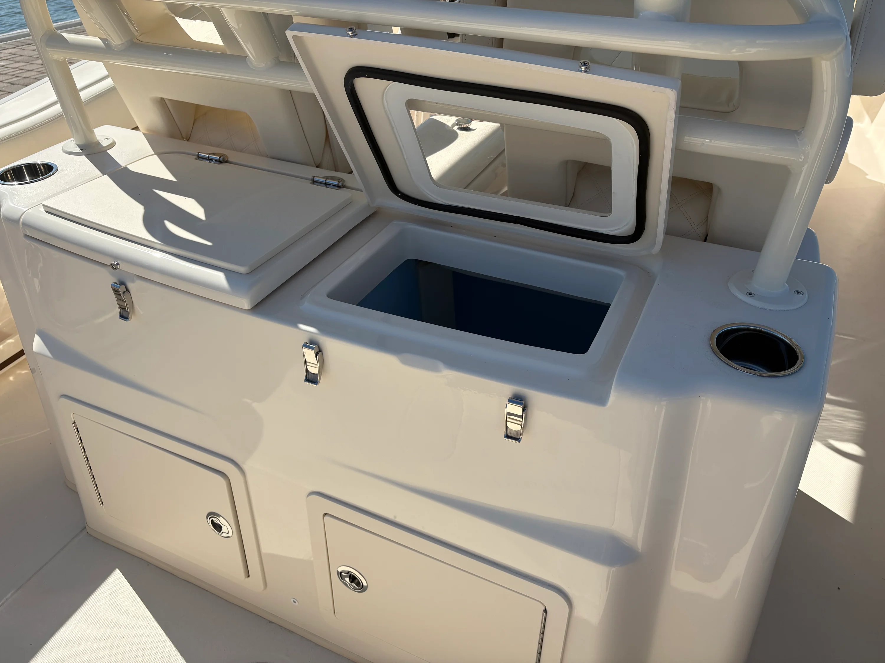 2026 Grady-White Canyon 306 Image Thumbnail #13