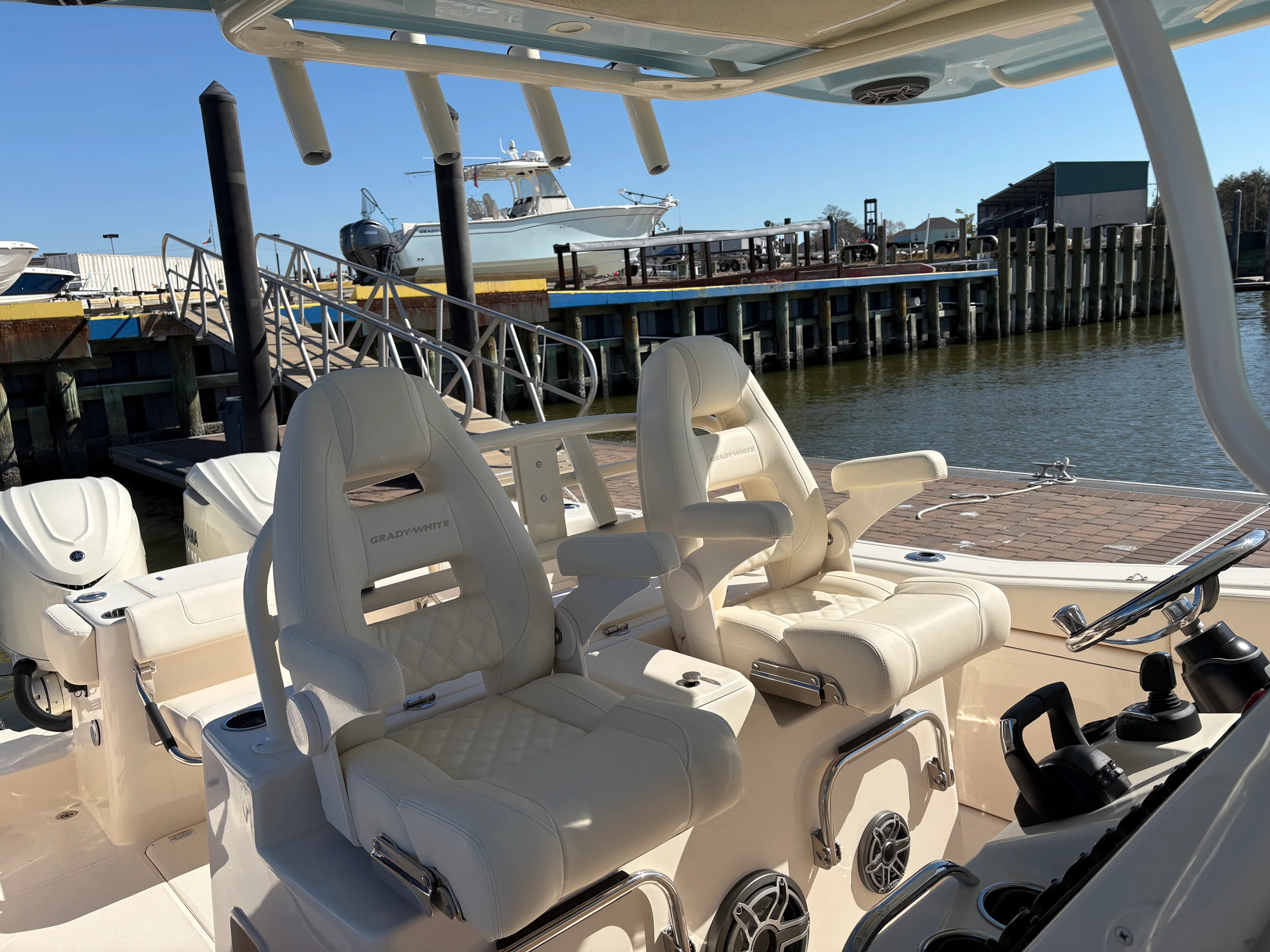 2026 Grady-White Canyon 306 Image Thumbnail #17