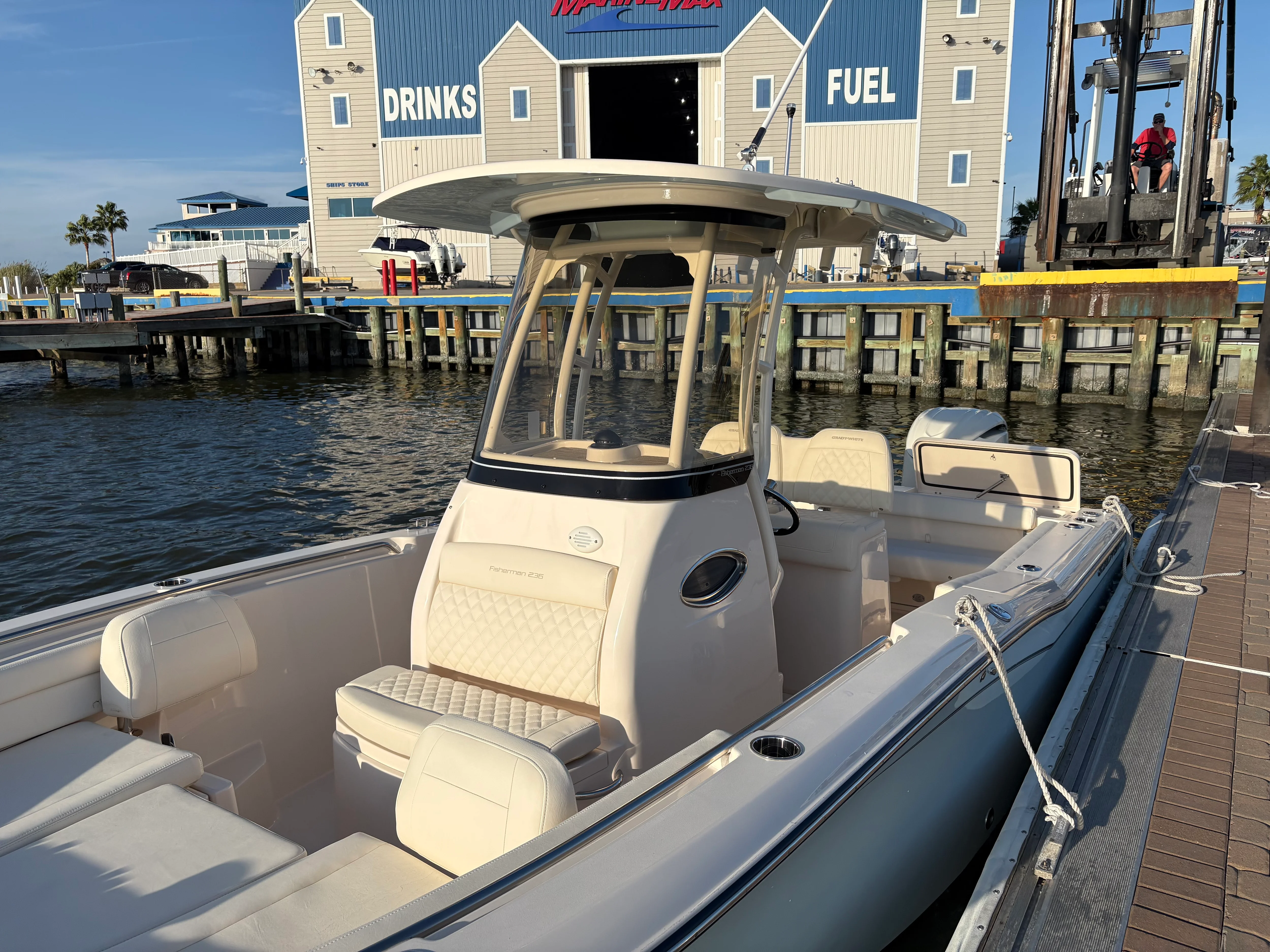 2026 Grady-White Fisherman 236 Image Thumbnail #12