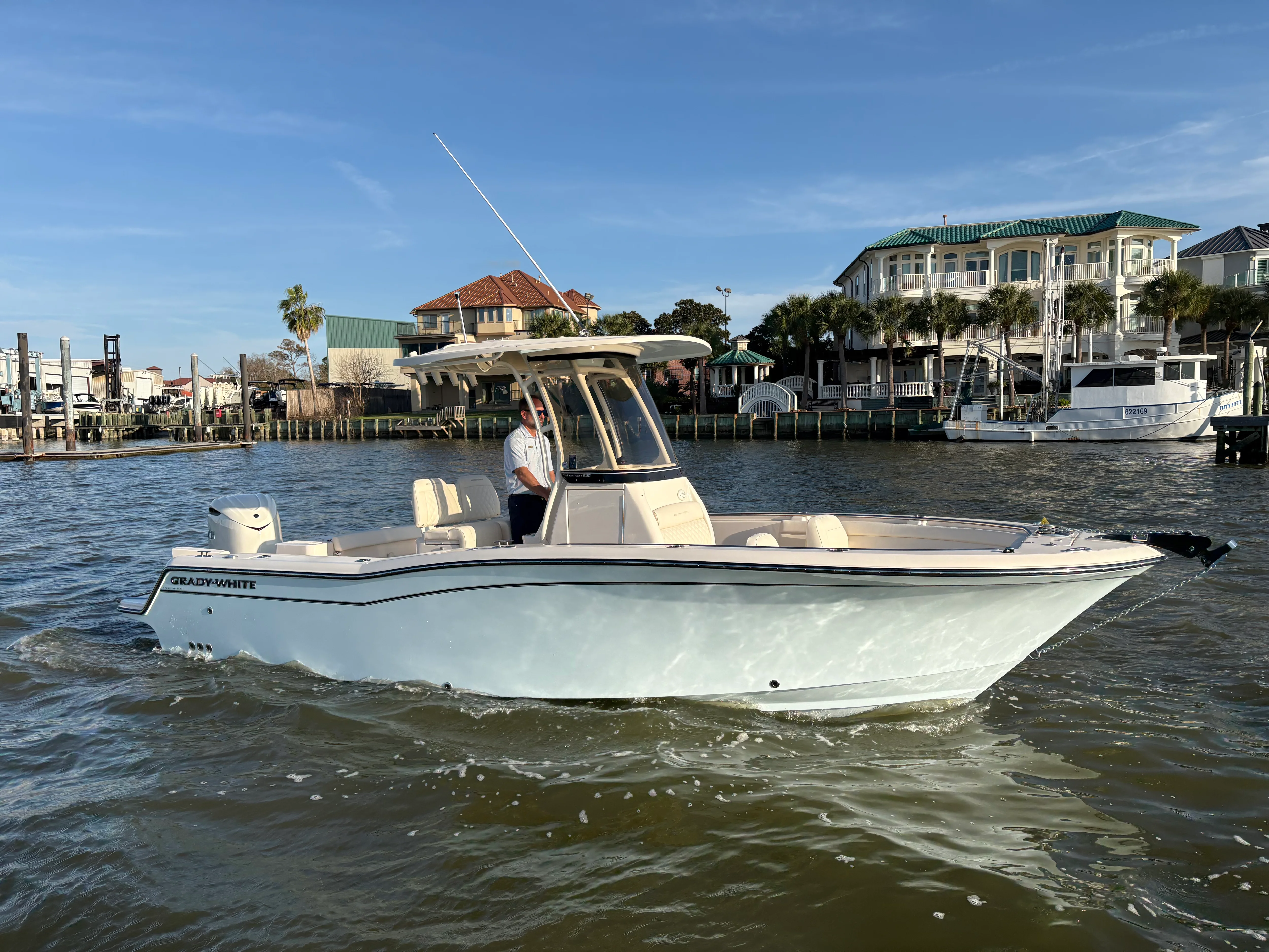 2026 Grady-White Fisherman 236 Image Thumbnail #4