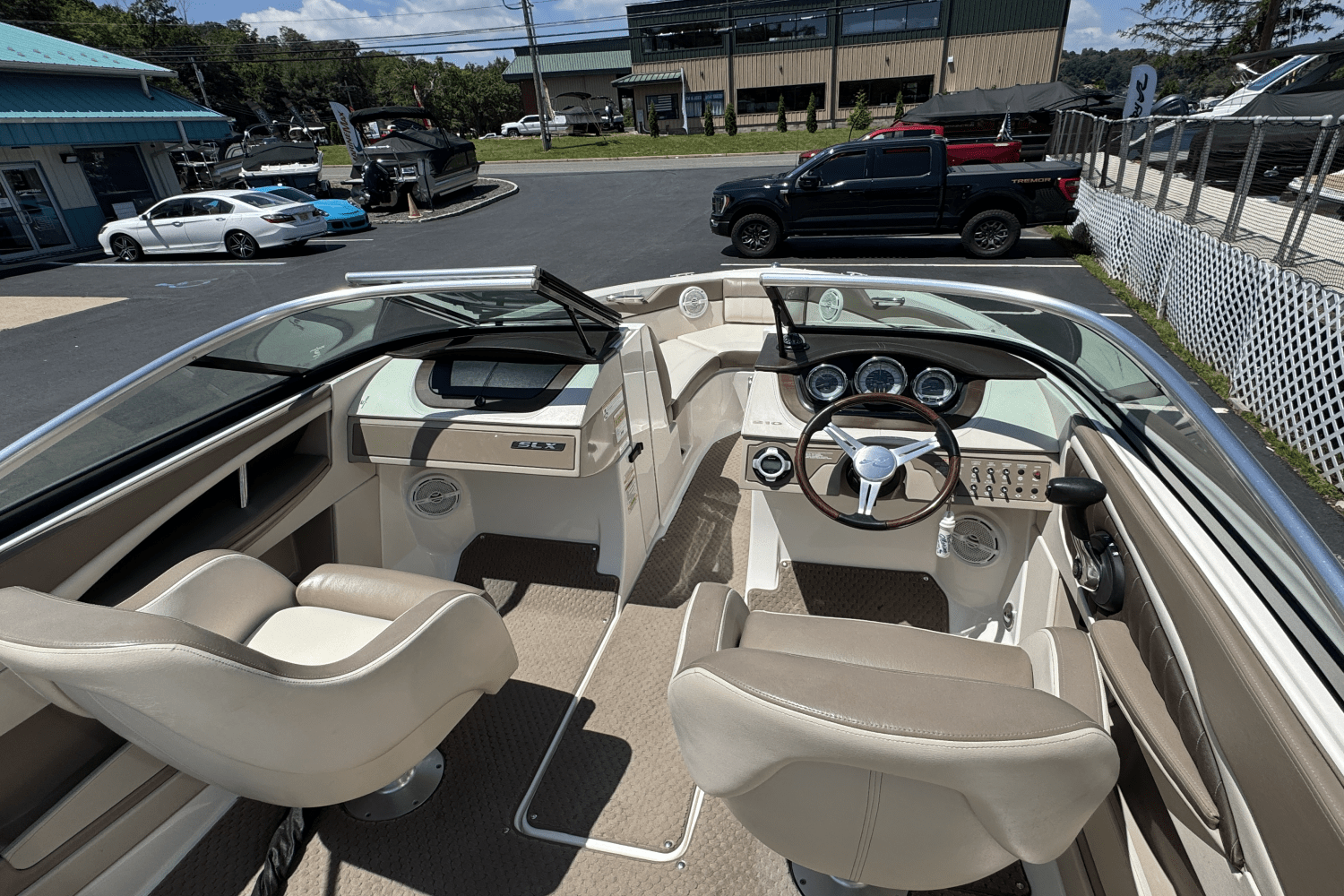 2013 Sea Ray 210 SLX Image Thumbnail #10