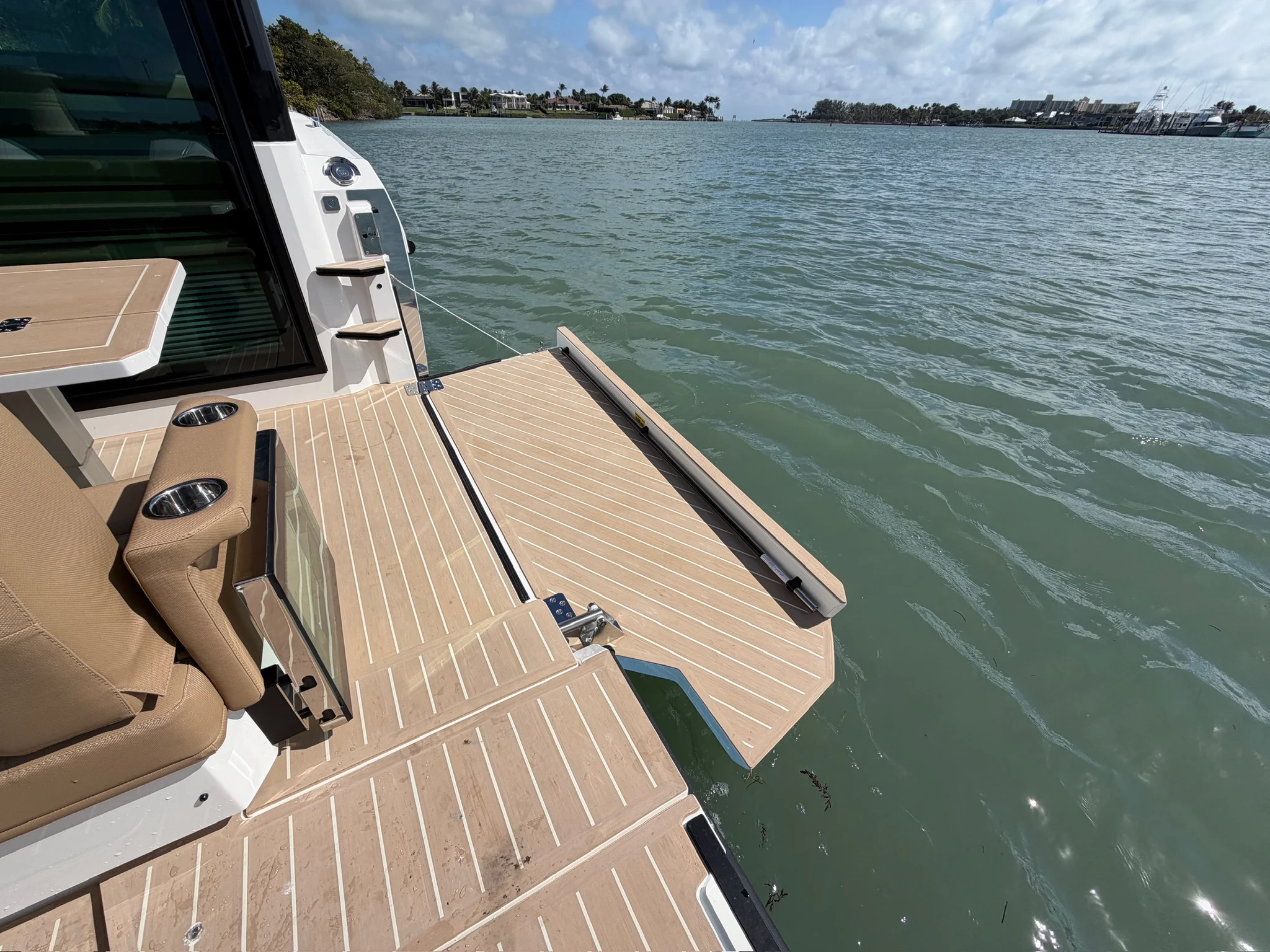 2026 Saxdor 320 GTC Image Thumbnail #9