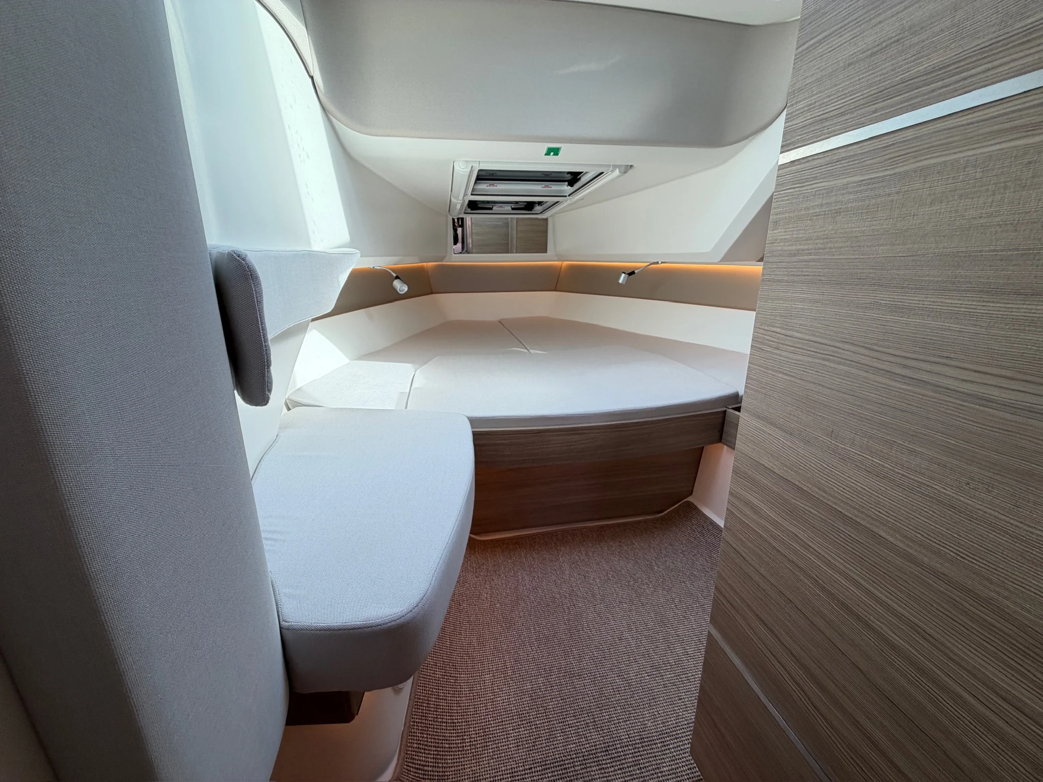 2026 Saxdor 320 GTC Image Thumbnail #26