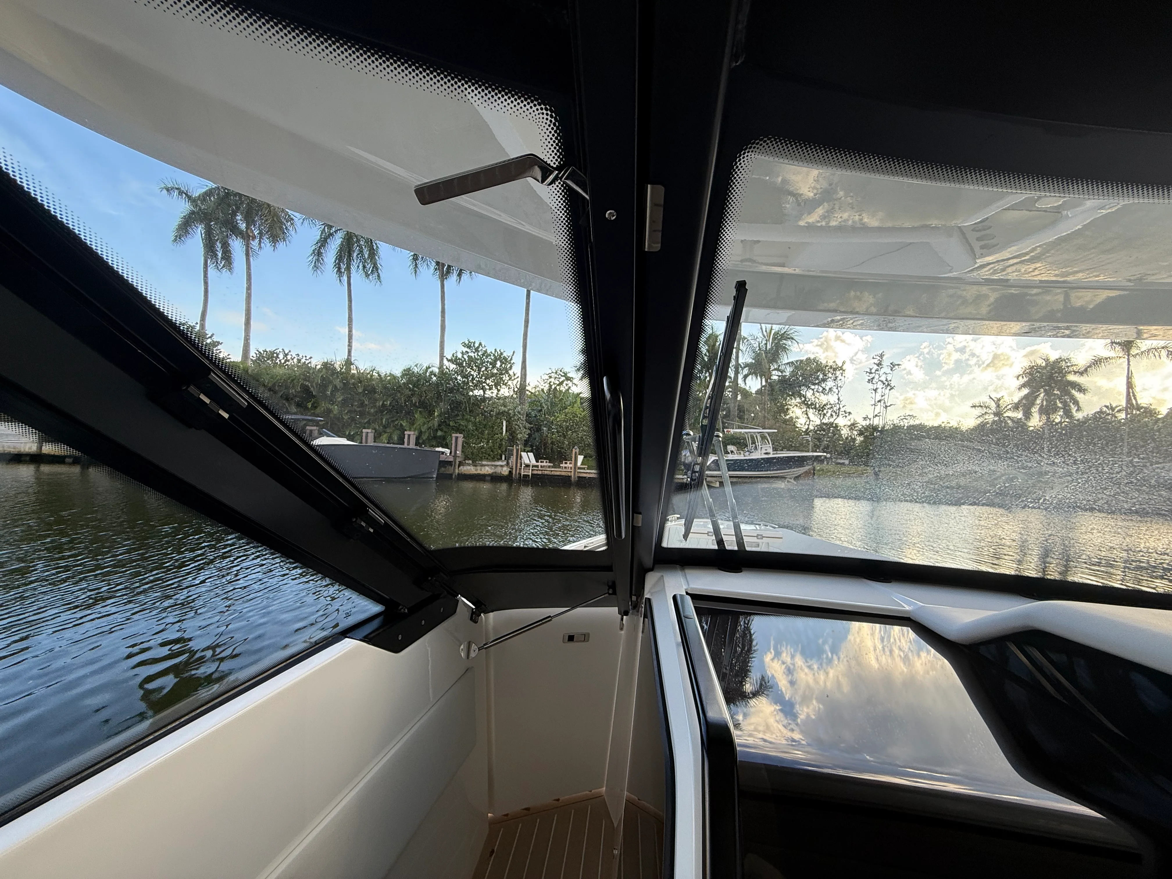 2026 Saxdor 400 GTC Image Thumbnail #15