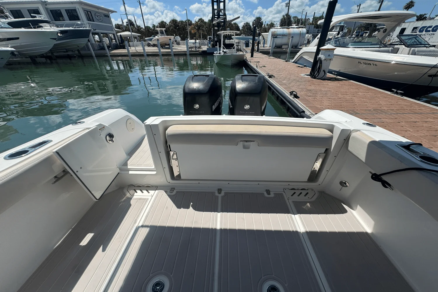 2015 Boston Whaler 270 VANTAGE Image Thumbnail #21