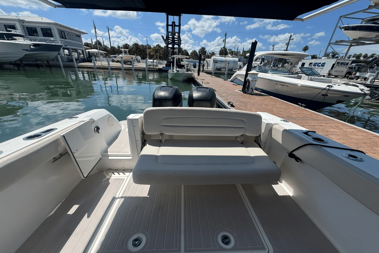 2015 Boston Whaler 270 VANTAGE Image Thumbnail #22