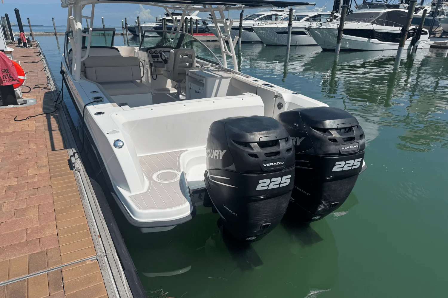 2015 Boston Whaler 270 VANTAGE Image Thumbnail #13