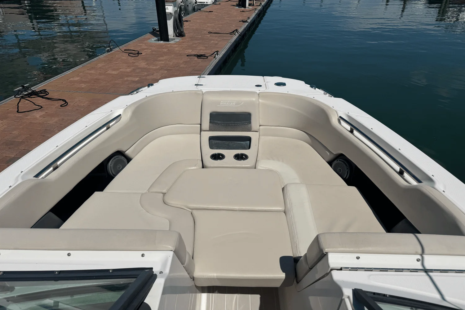 2015 Boston Whaler 270 VANTAGE Image Thumbnail #16