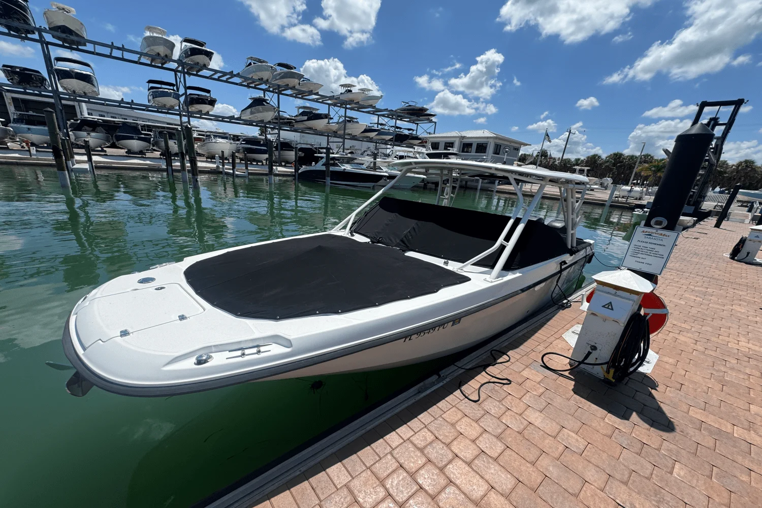 2015 Boston Whaler 270 VANTAGE Image Thumbnail #26