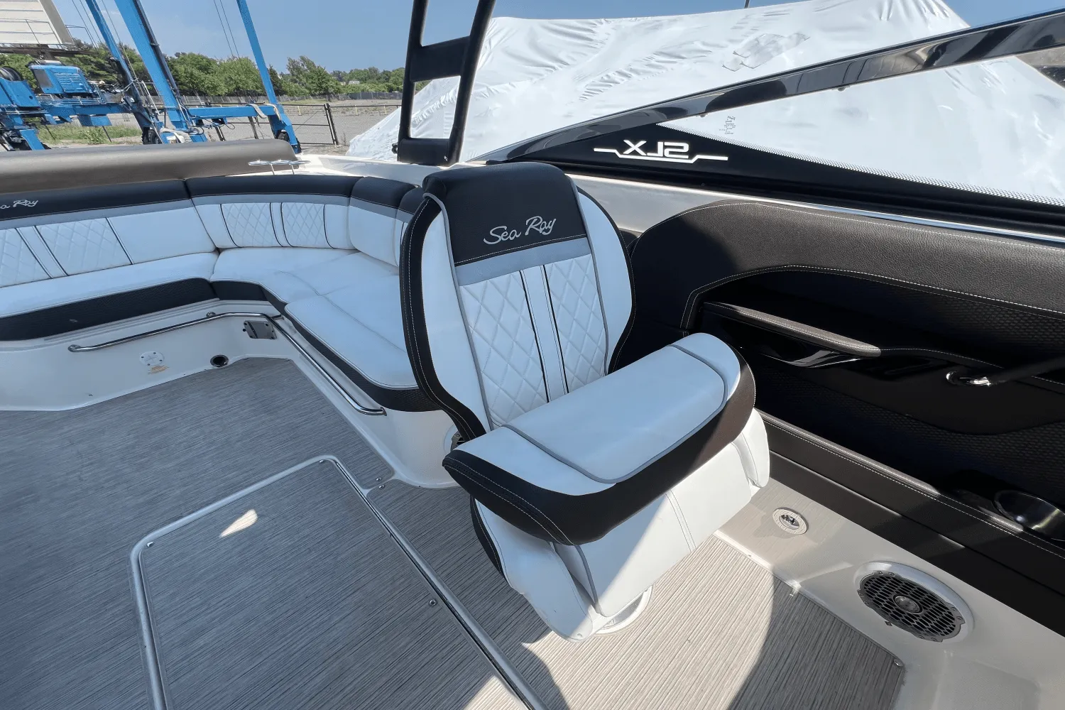 2017 Sea Ray 280 SLX Image Thumbnail #9