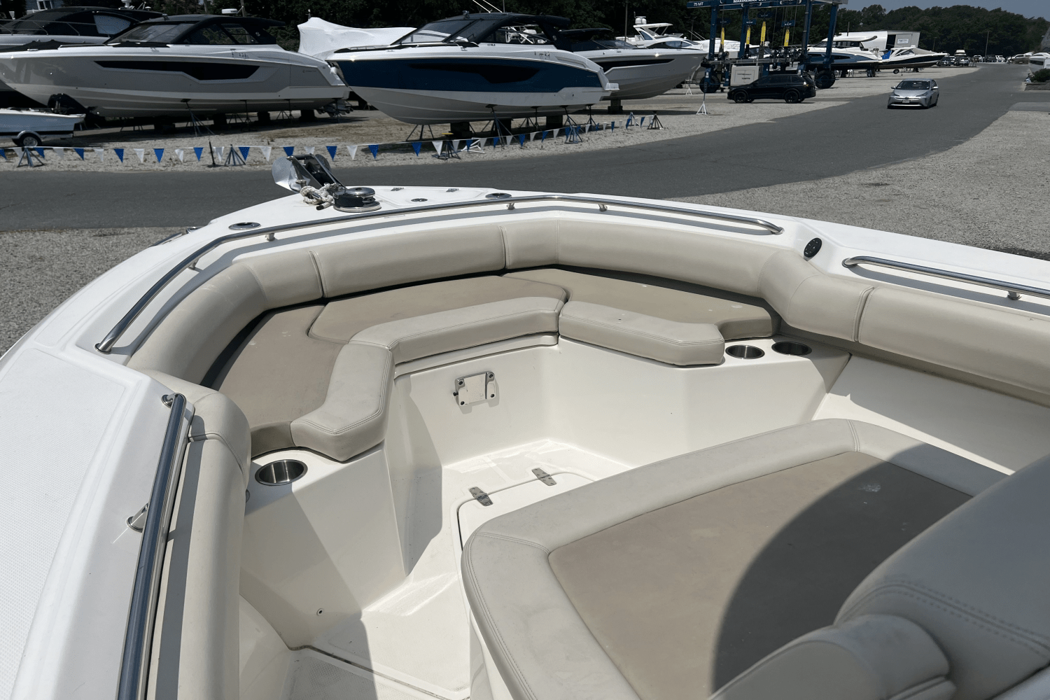 2022 Boston Whaler 25 OUTRAGE Image Thumbnail #11
