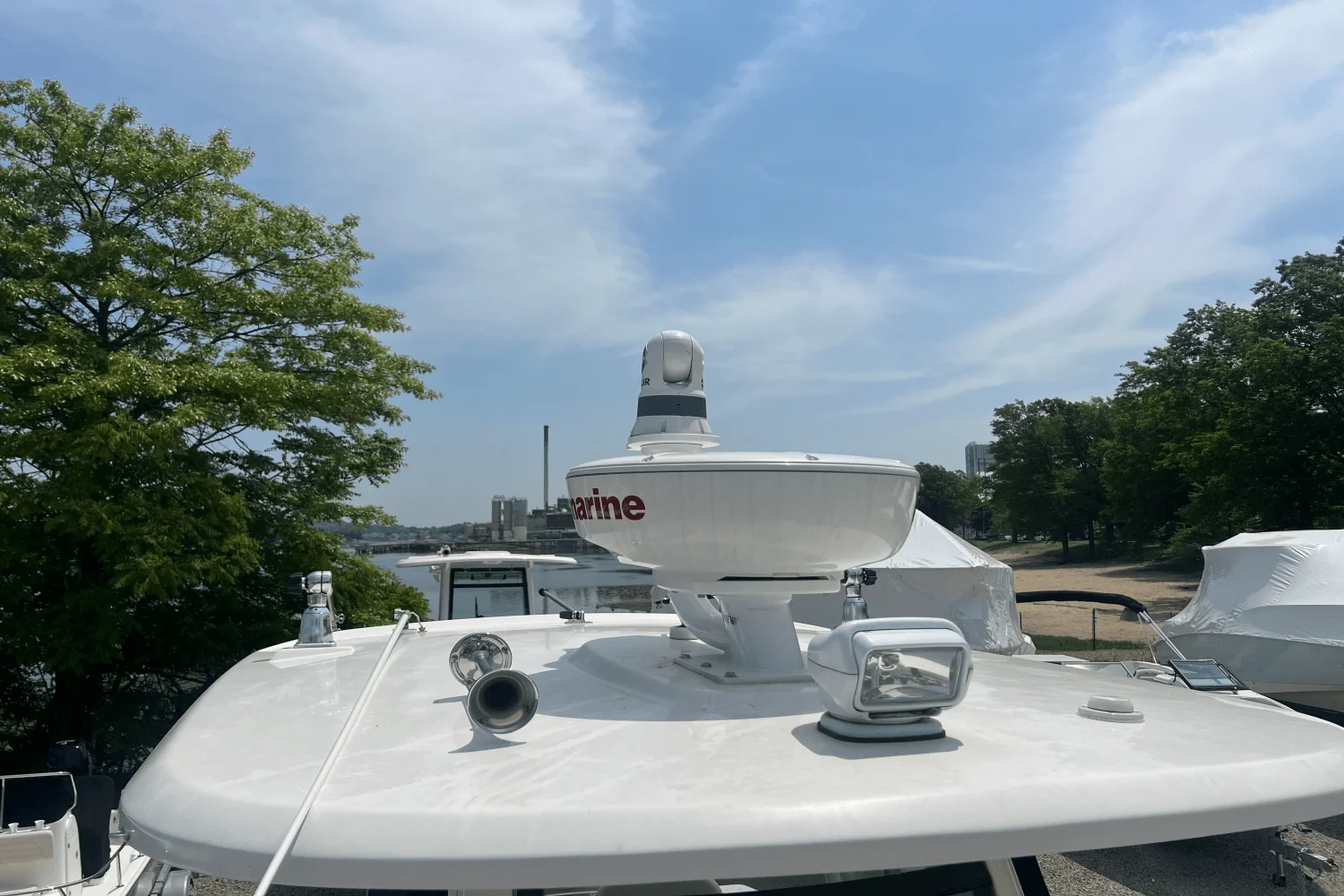 2022 Boston Whaler 250 OUTRAGE Image Thumbnail #13