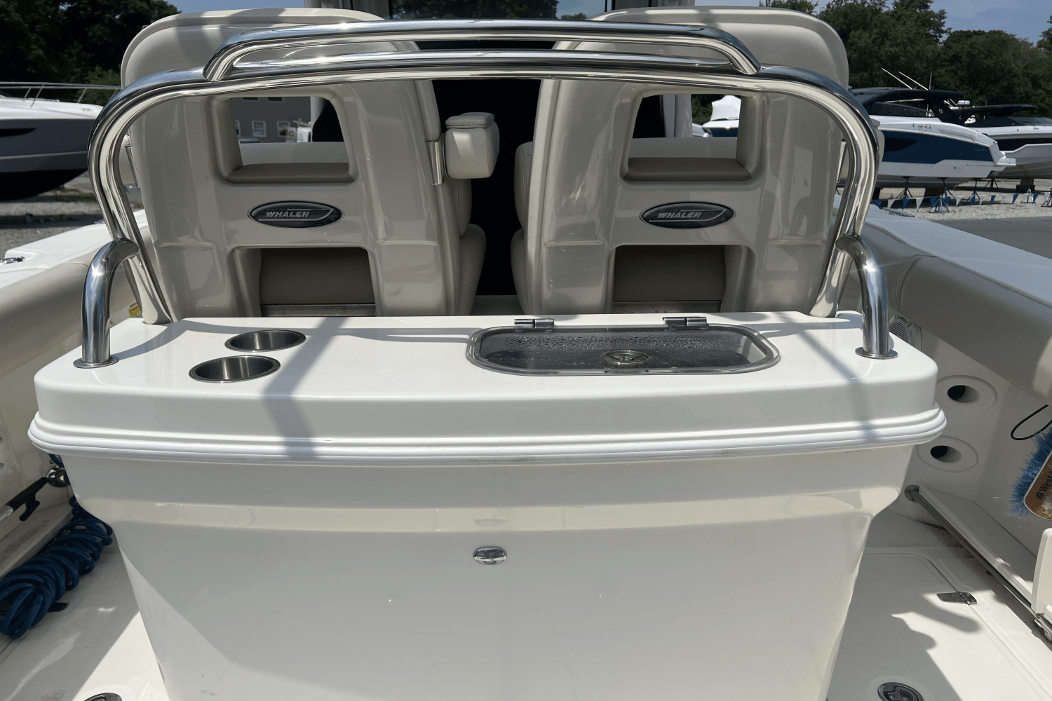 2022 Boston Whaler 25 OUTRAGE Image Thumbnail #5