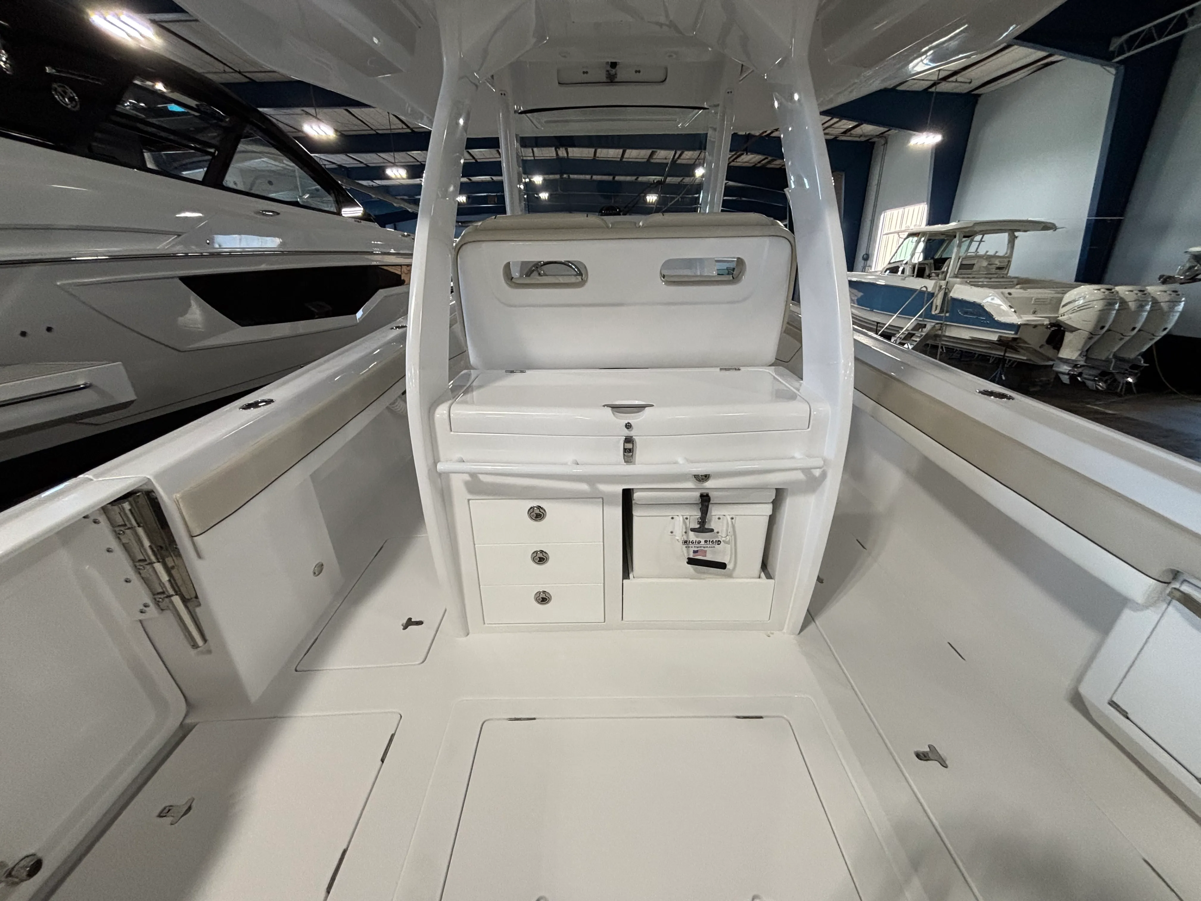 2026 Intrepid 375 NOMAD SE Image Thumbnail #22