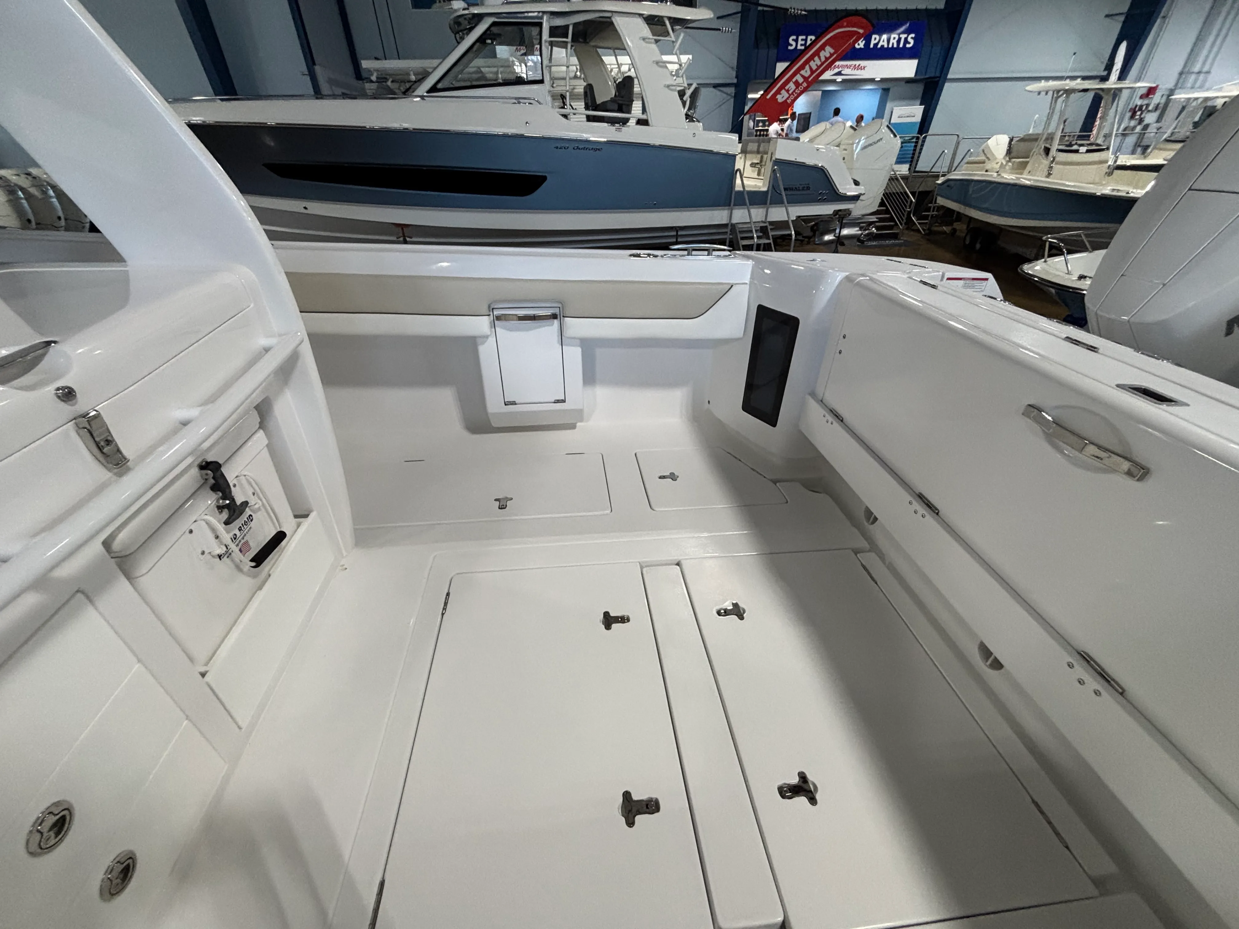 2026 Intrepid 375 NOMAD SE Image Thumbnail #20