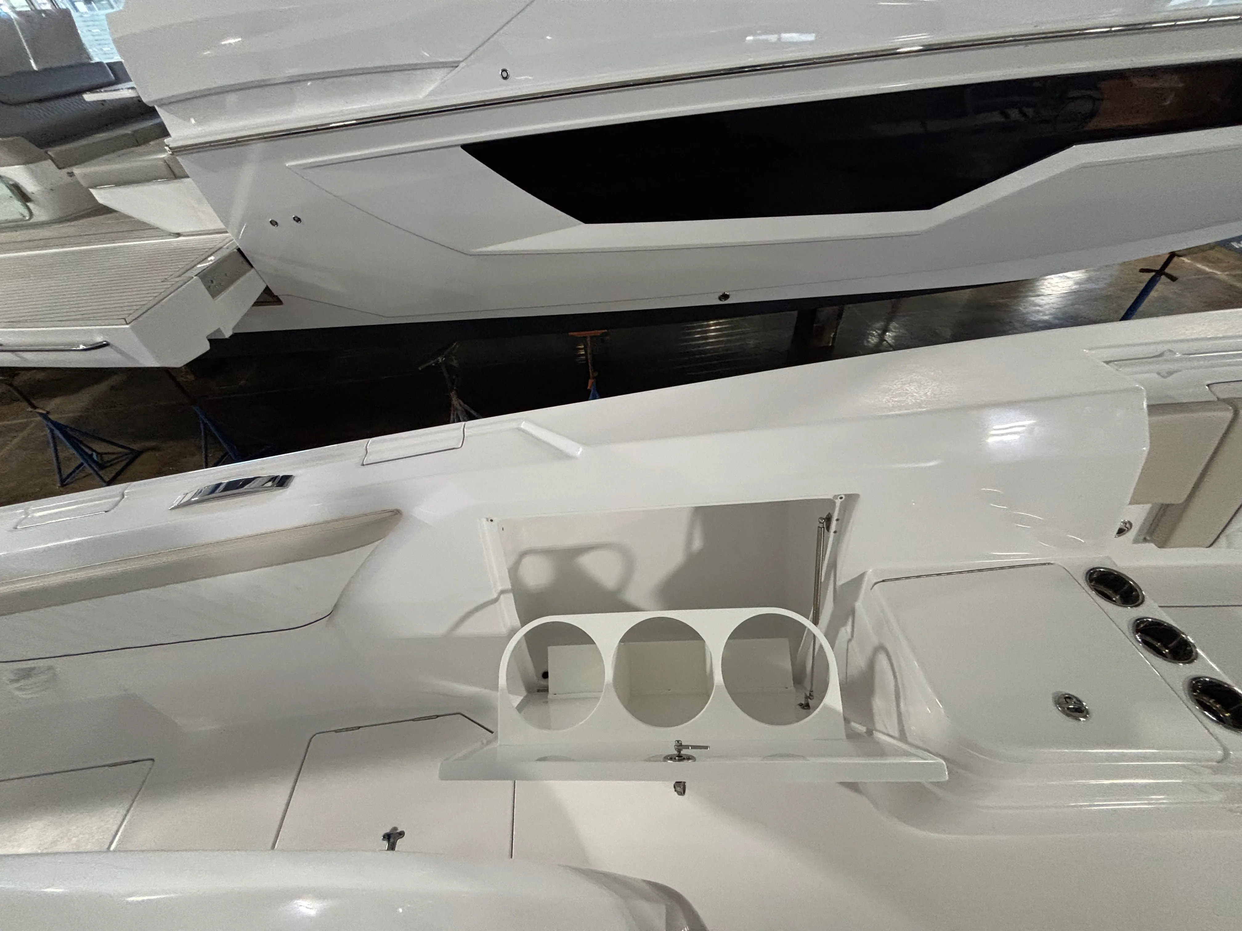 2026 Intrepid 375 NOMAD SE Image Thumbnail #7