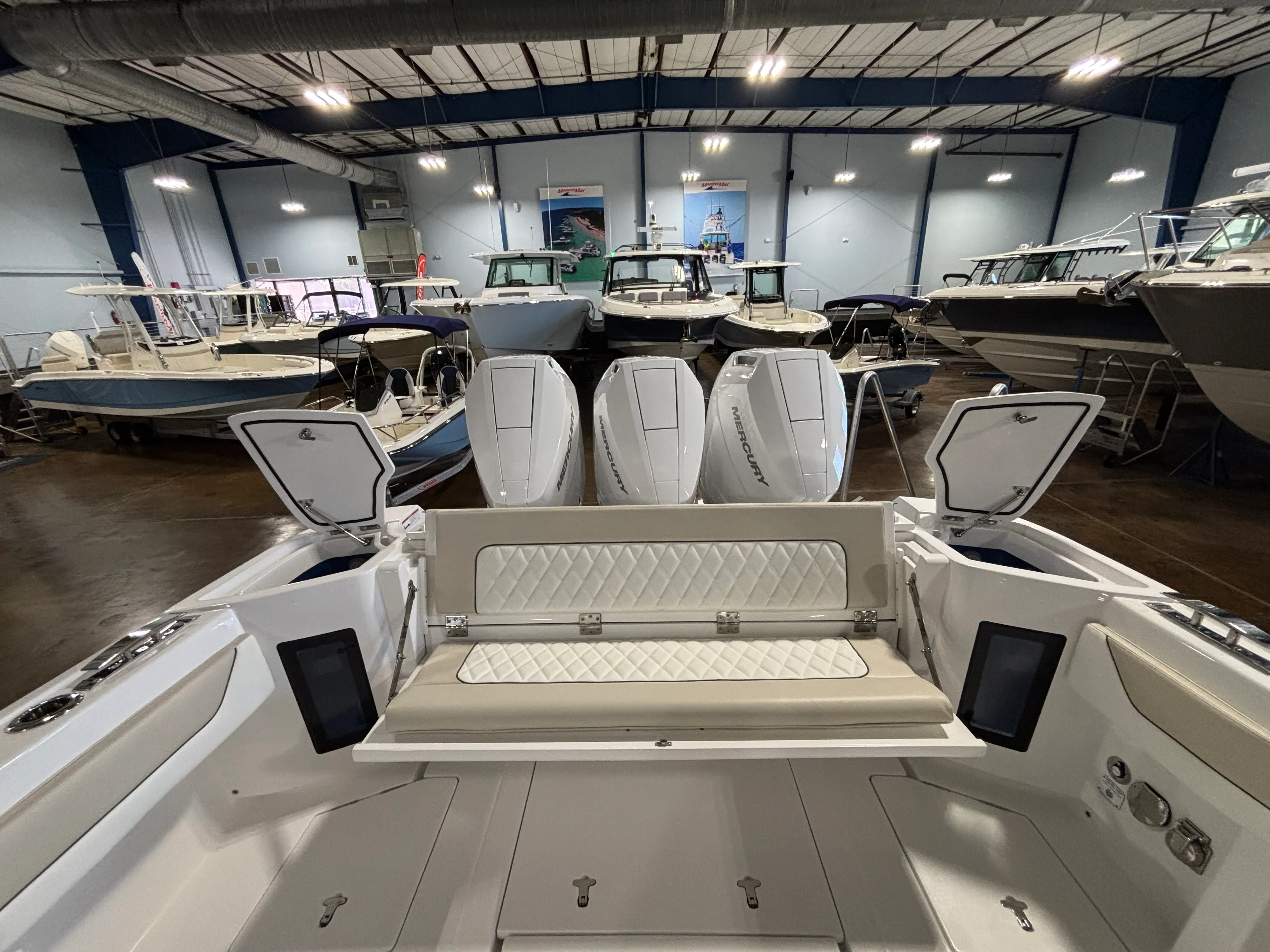 2026 Intrepid 375 NOMAD SE Image Thumbnail #18