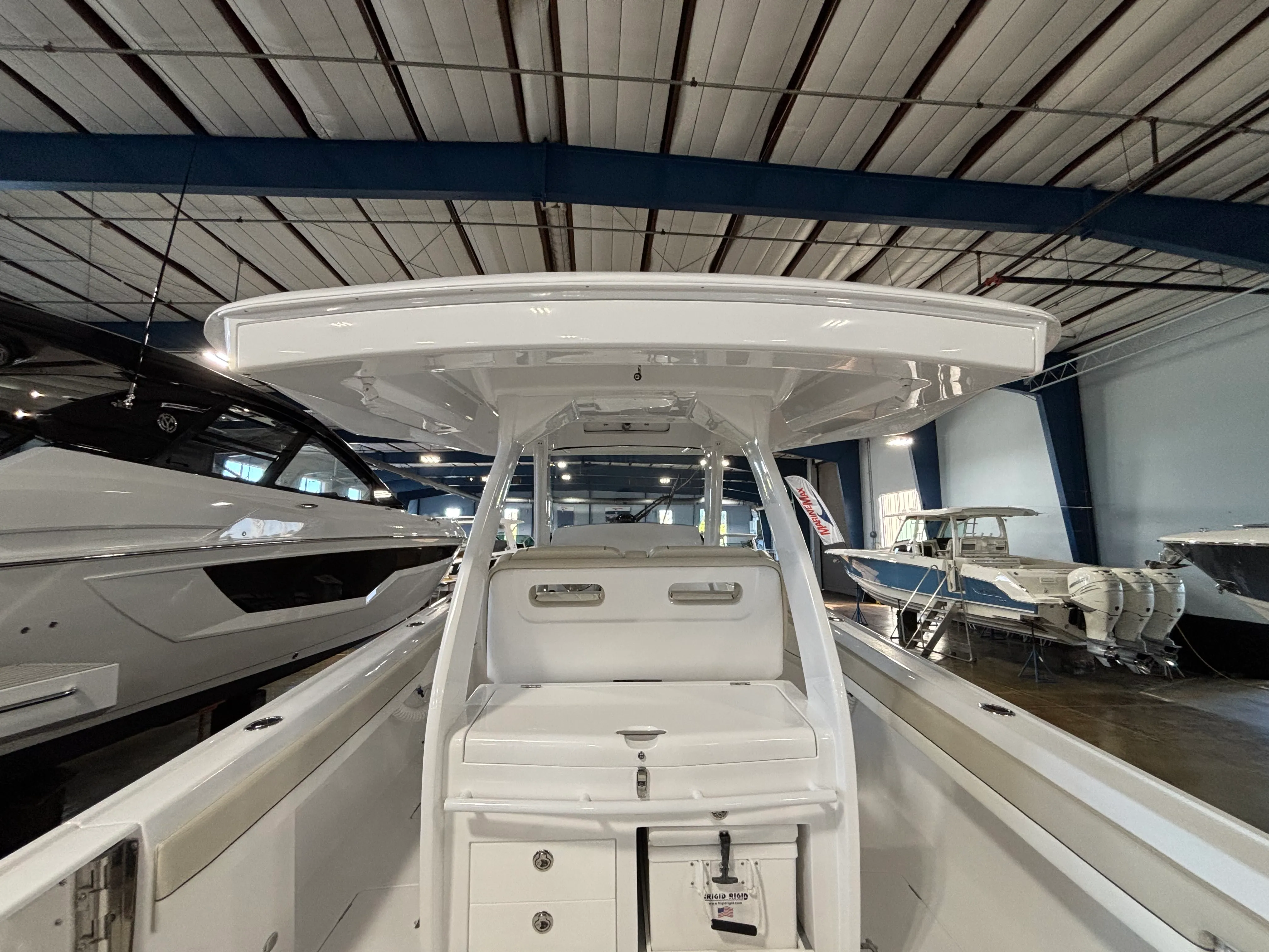 2026 Intrepid 375 NOMAD SE Image Thumbnail #23