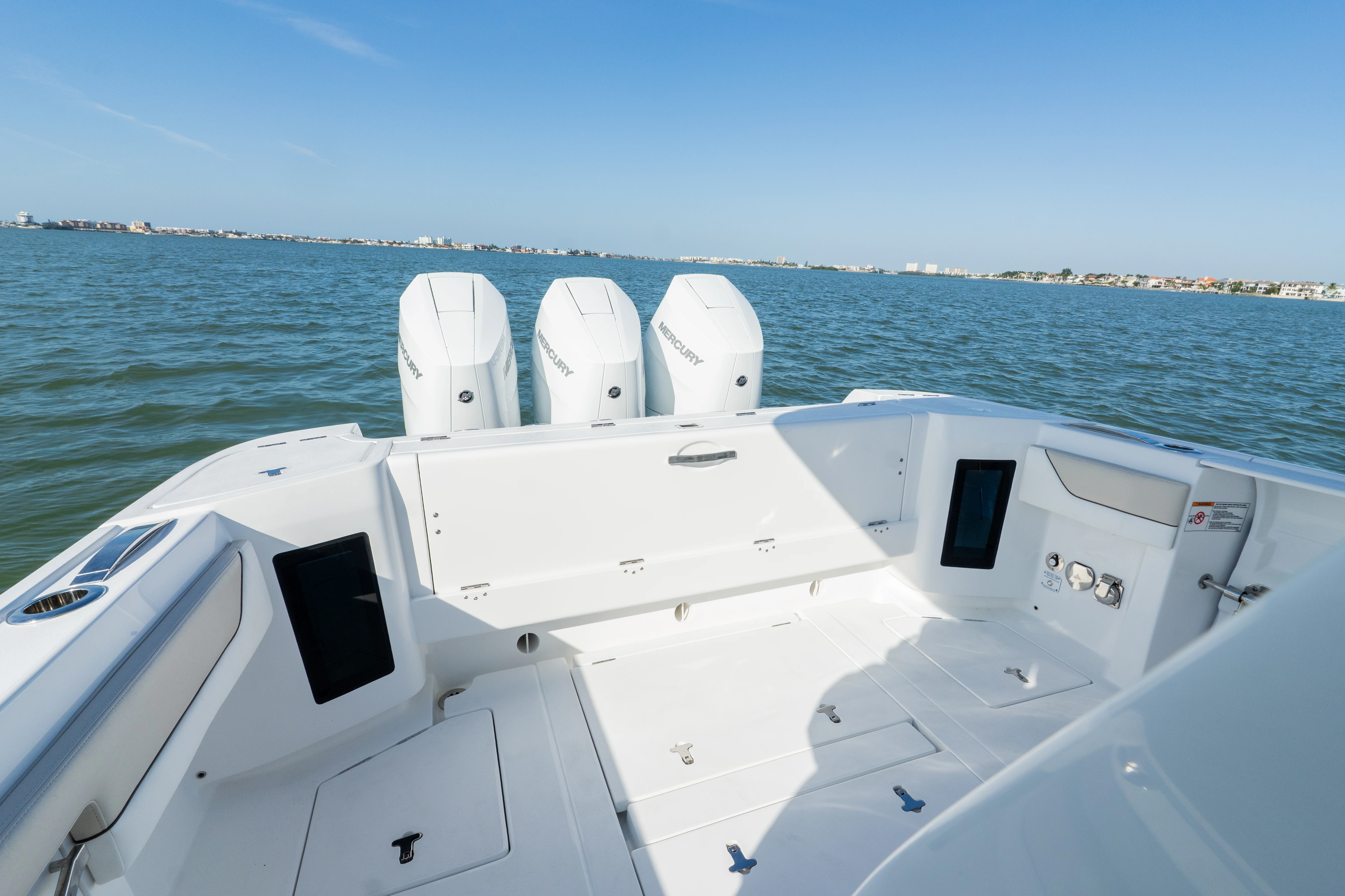 2026 Intrepid 375 NOMAD SE Image Thumbnail #15